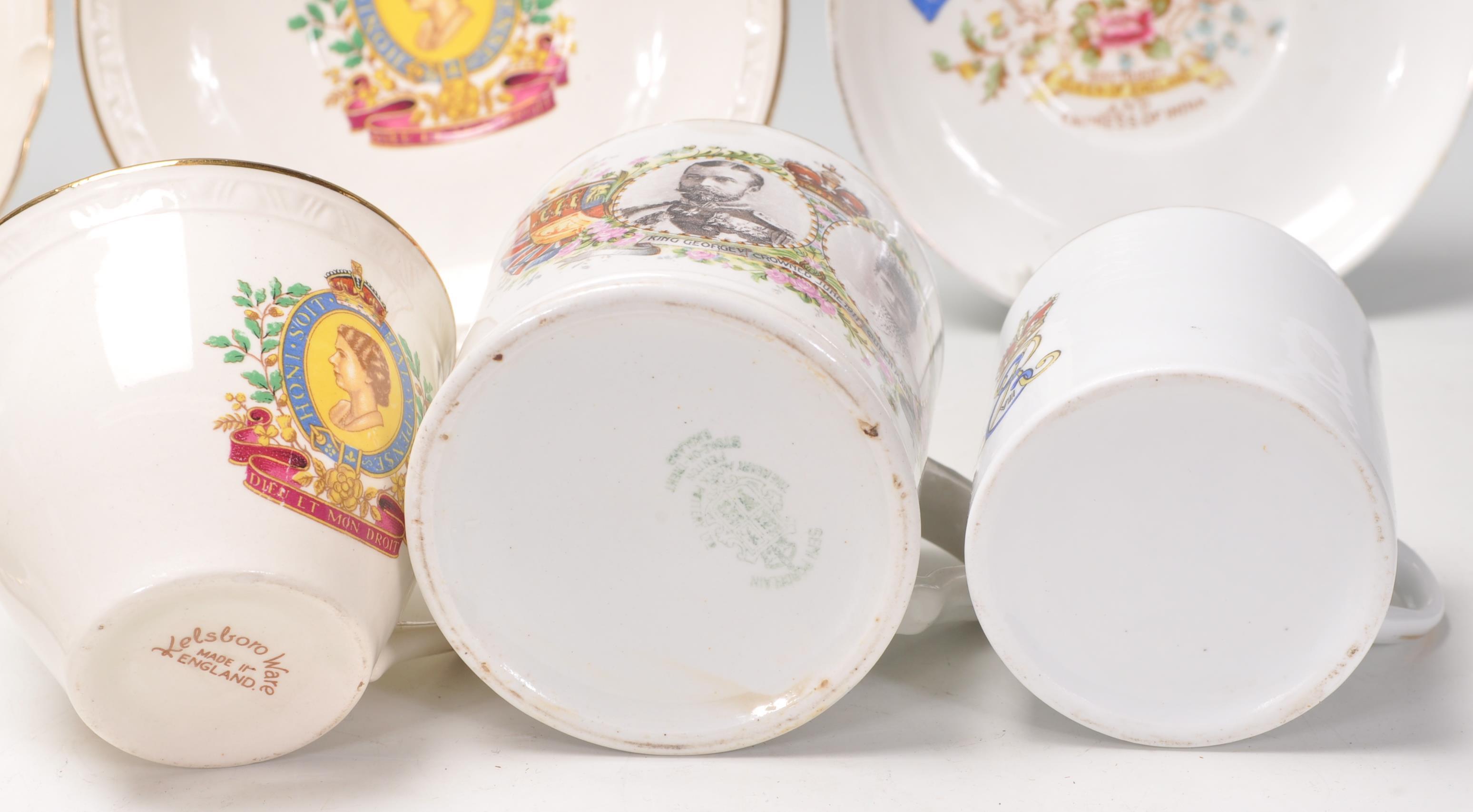 A collection of commemorative Royal memorabilia mugs to include a Queen Victoria mug, a First - Image 10 of 12