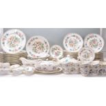 Aynsley Pembroke - A Bone China English part dinner / tea and coffee service by Aynsley hand painted