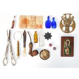 A group of mixed vintage curios to include a meerschaum pipe, miniature glass bottles, silver plated