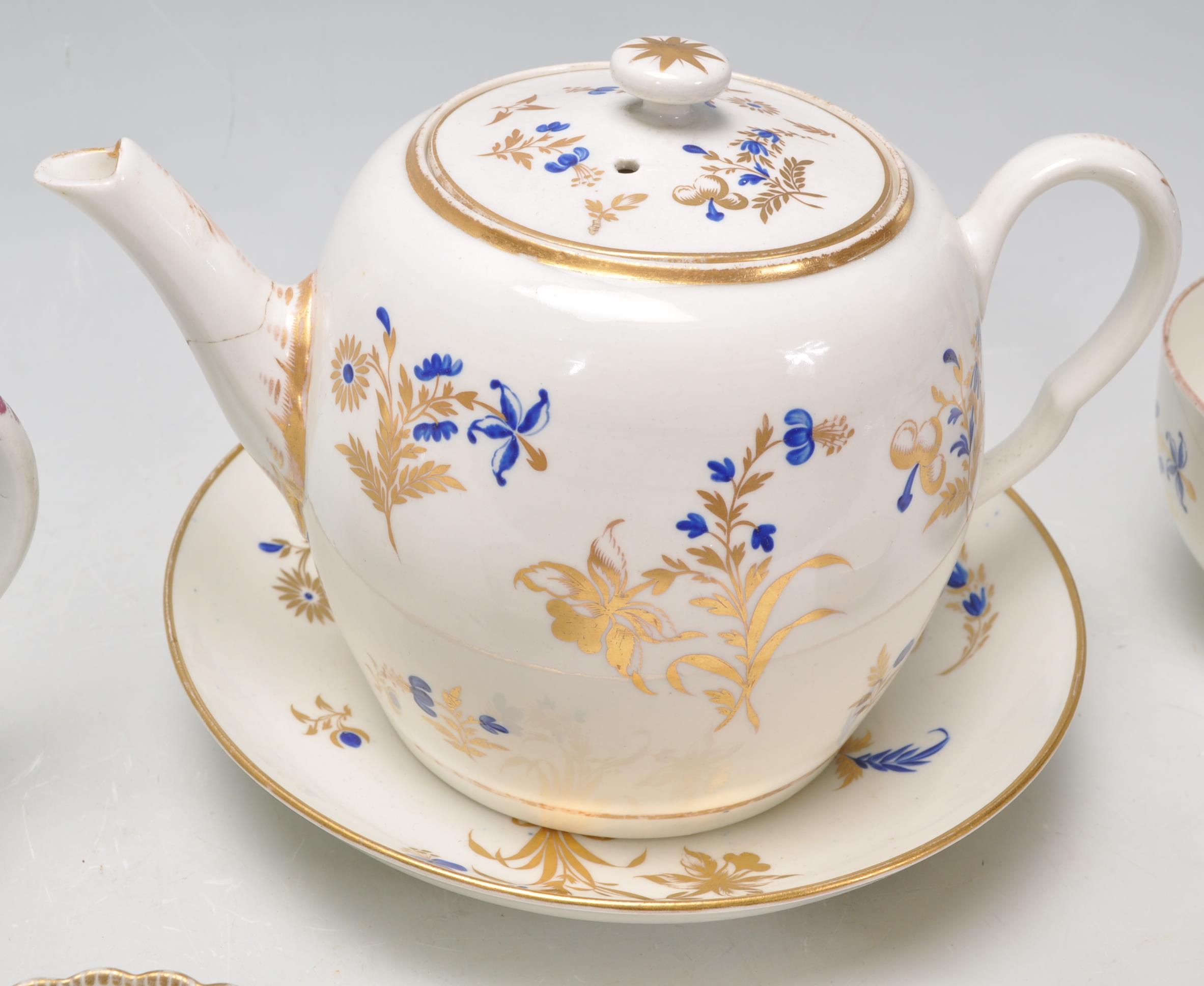 A collection of 18th and 19th century Worcester 1st period ceramics - china to include teapot, - Image 5 of 10