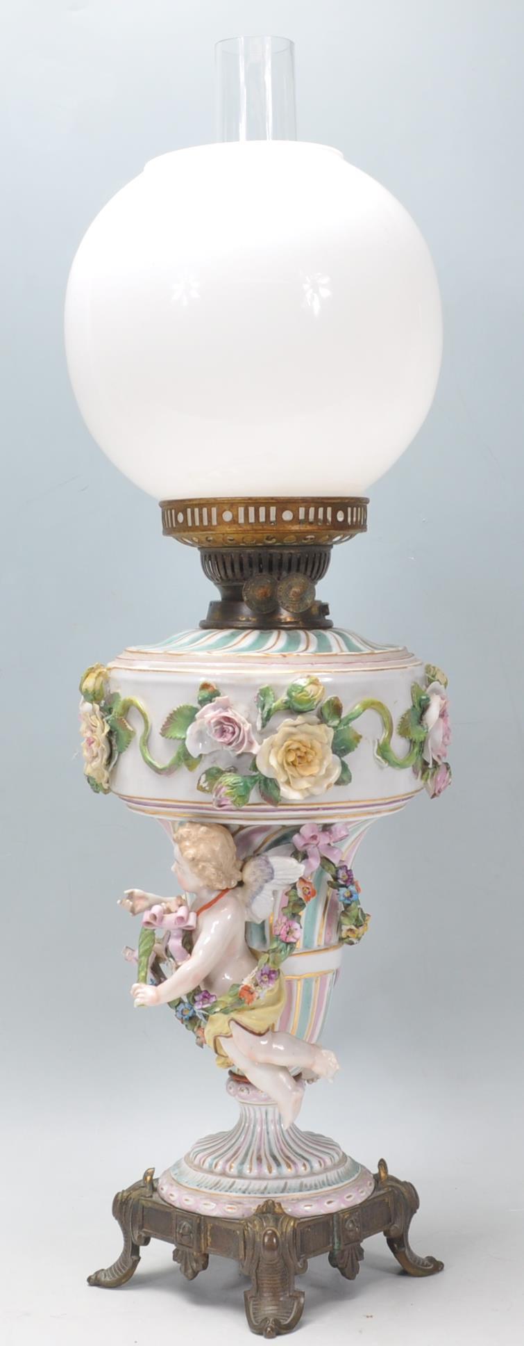 An antique German porcelain Dresden / Sitzendorf style oil lamp of large proportions, the body - Image 16 of 23