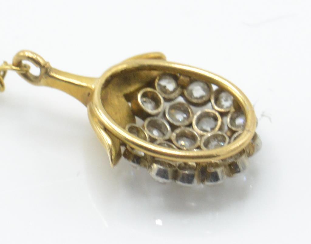 An 18ct gold and diamond pendant necklace. The nec - Image 3 of 6