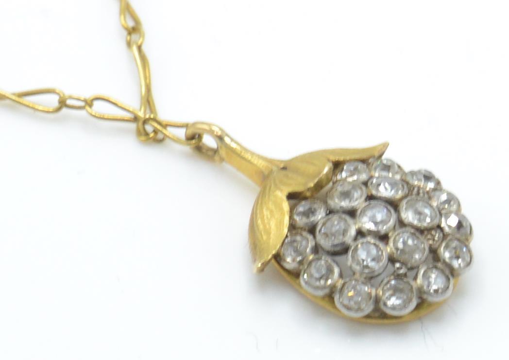 An 18ct gold and diamond pendant necklace. The nec - Image 6 of 6