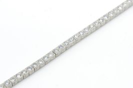 A Platinum & Diamond Tennis Bracelet