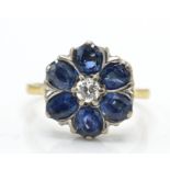 A Hallmarked 18ct Gold Sapphire & Diamond Cluster