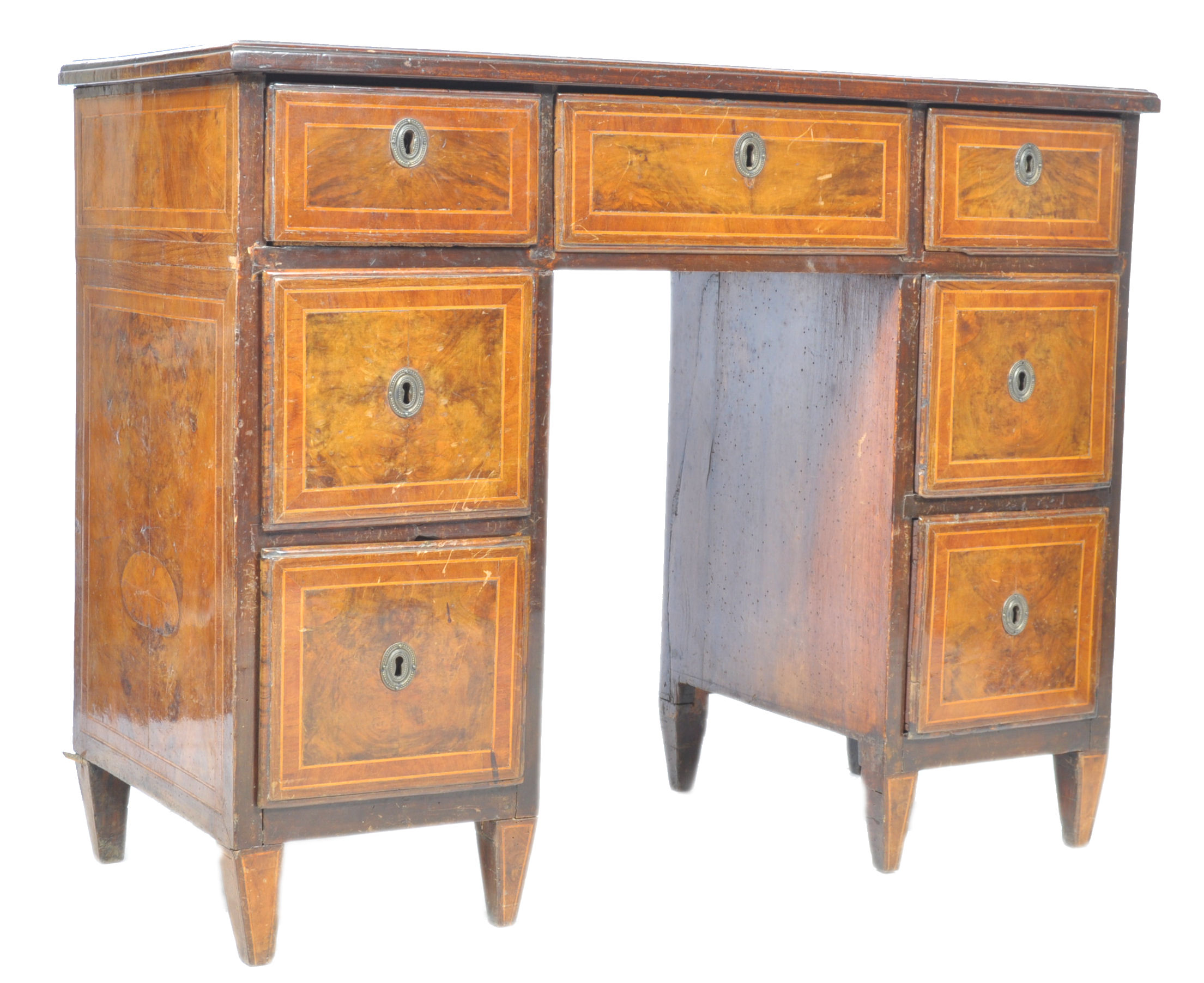 STUNNING 18TH CENTURY ITALIAN WALNUT KINGWOOD DESK