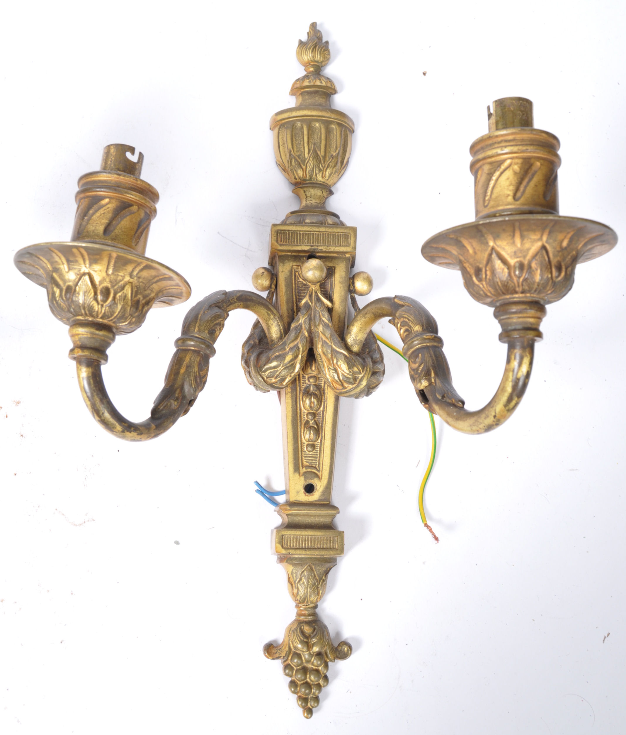 PAIR OF EDWARDIAN GILT BRONZE WALL LIGHTX IN THE A - Image 2 of 5