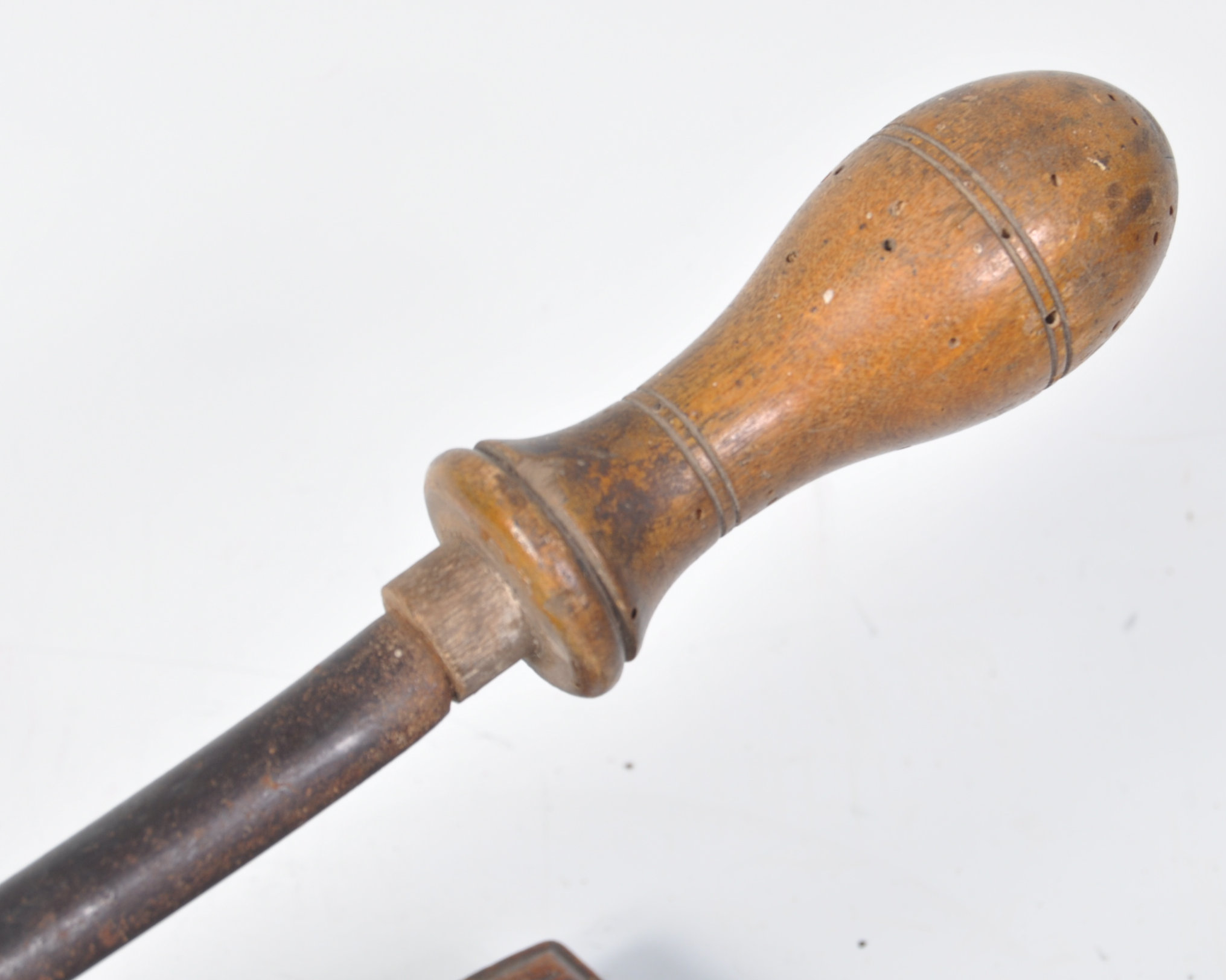 19TH CENTURY ANTIQUE VICTORIAN SUGAR CUTTER - Image 3 of 4