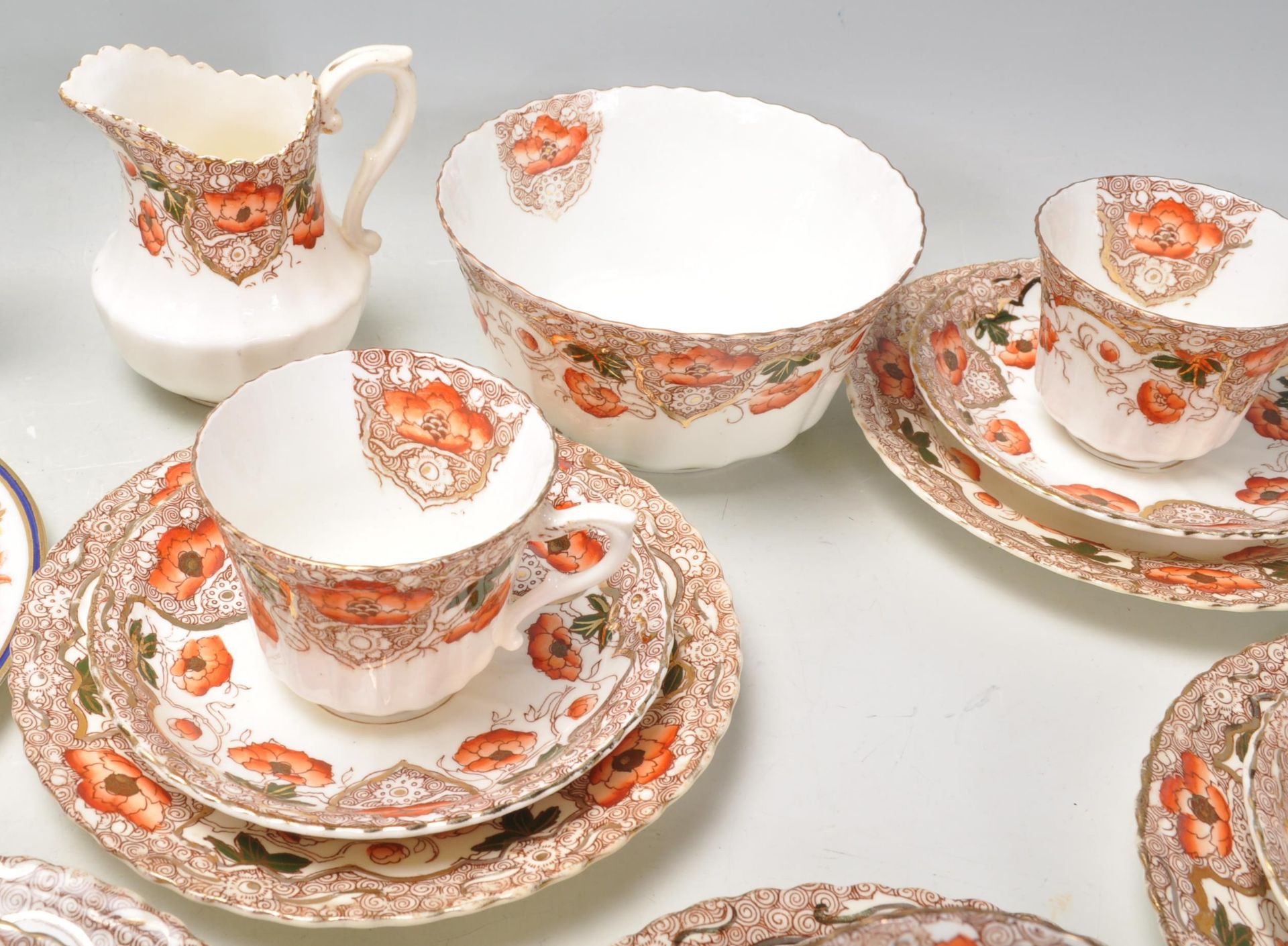Two late 19th / early 20th Century Victorian tea services to include a Royal Albert transfer printed - Bild 11 aus 14