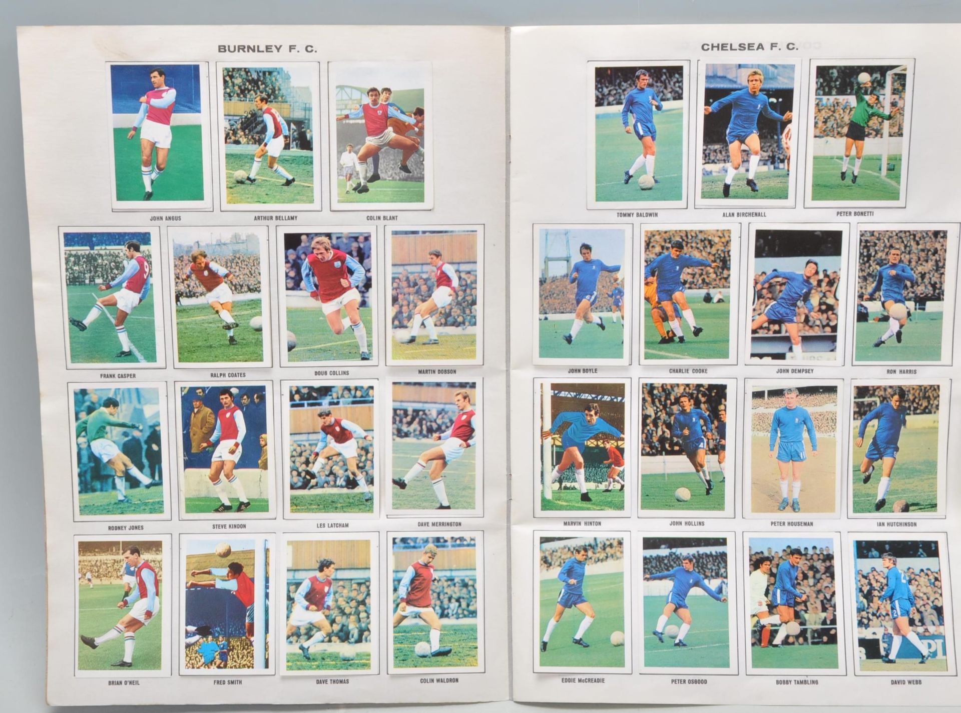 A group of three vintage football Soccer Stars sticker albums to include Gala Collection 1970/71, - Bild 16 aus 49