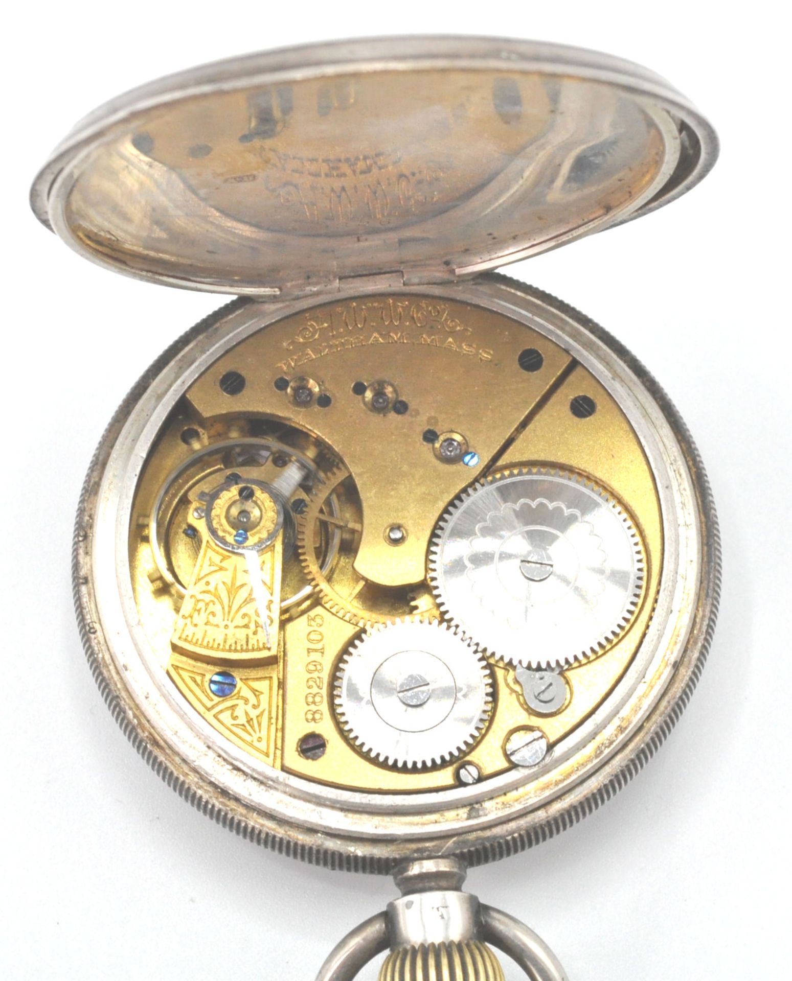 An early 19th Century Edward VII silver hallmarked open face pocket watch. The white enamel face - Bild 8 aus 8