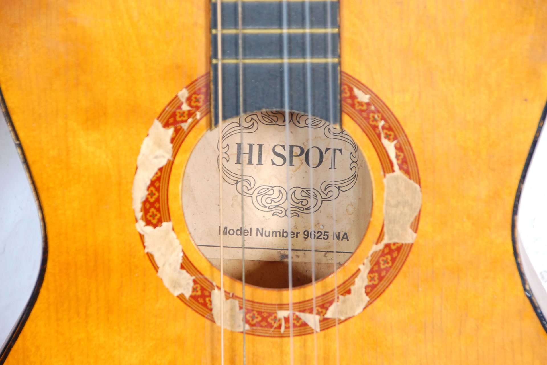 Two vintage six string acoustic guitars. One being a Hispot model 9625 NA and the other a - Bild 7 aus 8