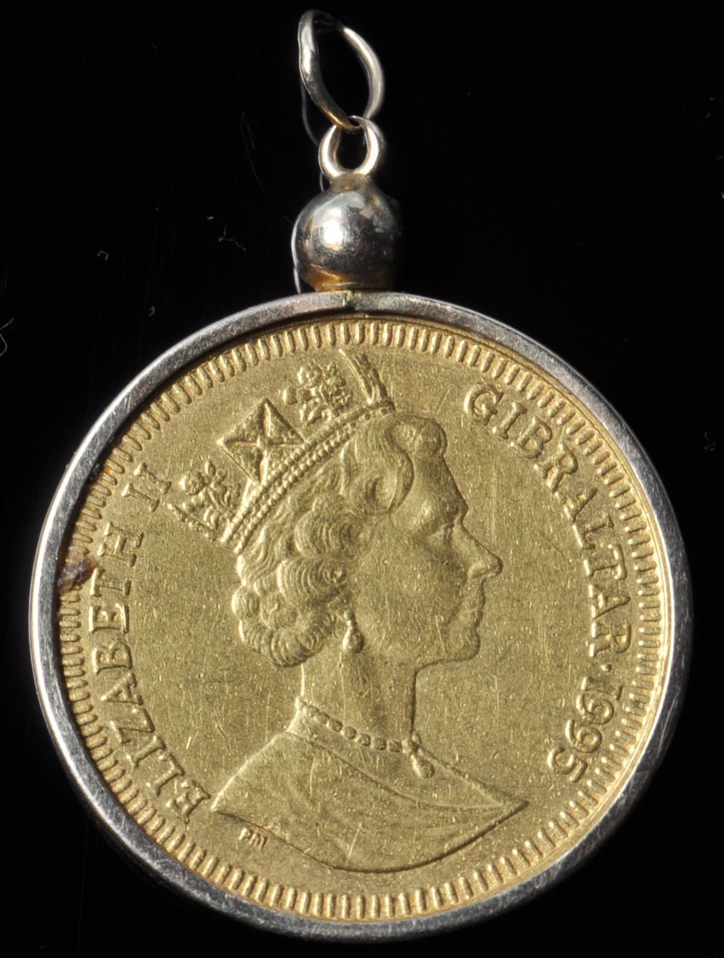 A 1995 Gibralter Collie dog 999 fine gold coin set within a 14ct gold coin mount. Coin marked 999 - Bild 3 aus 5