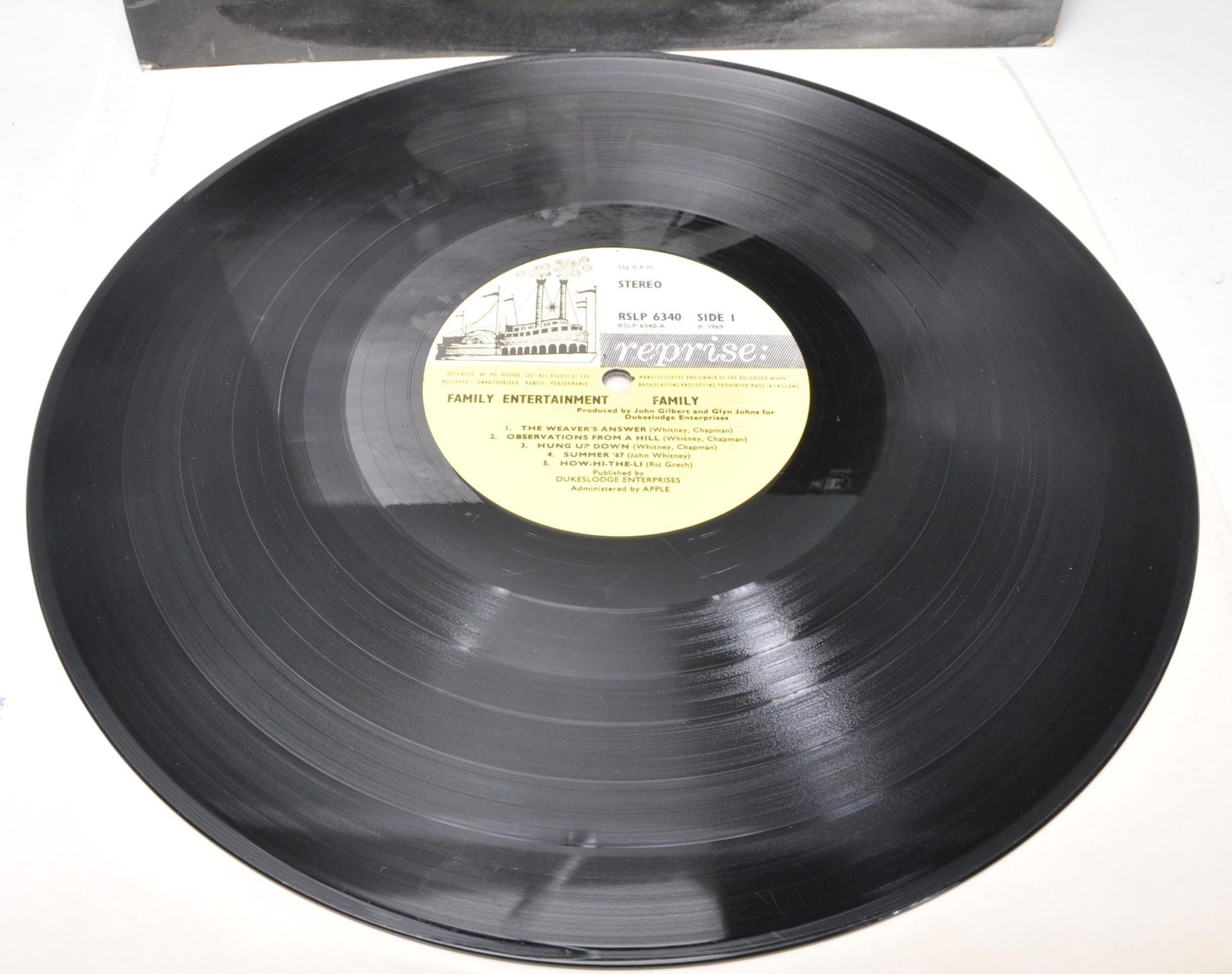A vinyl long play LP record album by Family – Family Entertainment – Original Reprise 1st U.K. Press - Bild 2 aus 4
