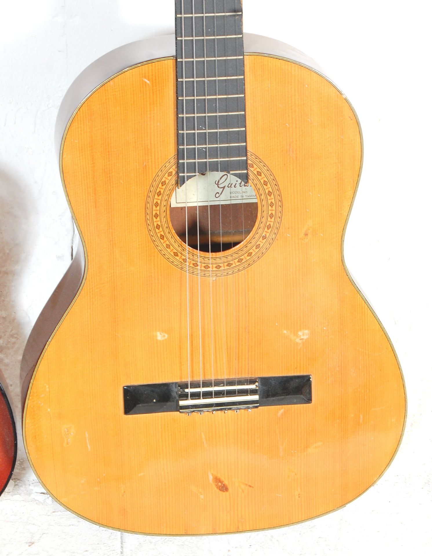 A vintage Audition made acoustic six string guitar - Bild 2 aus 7