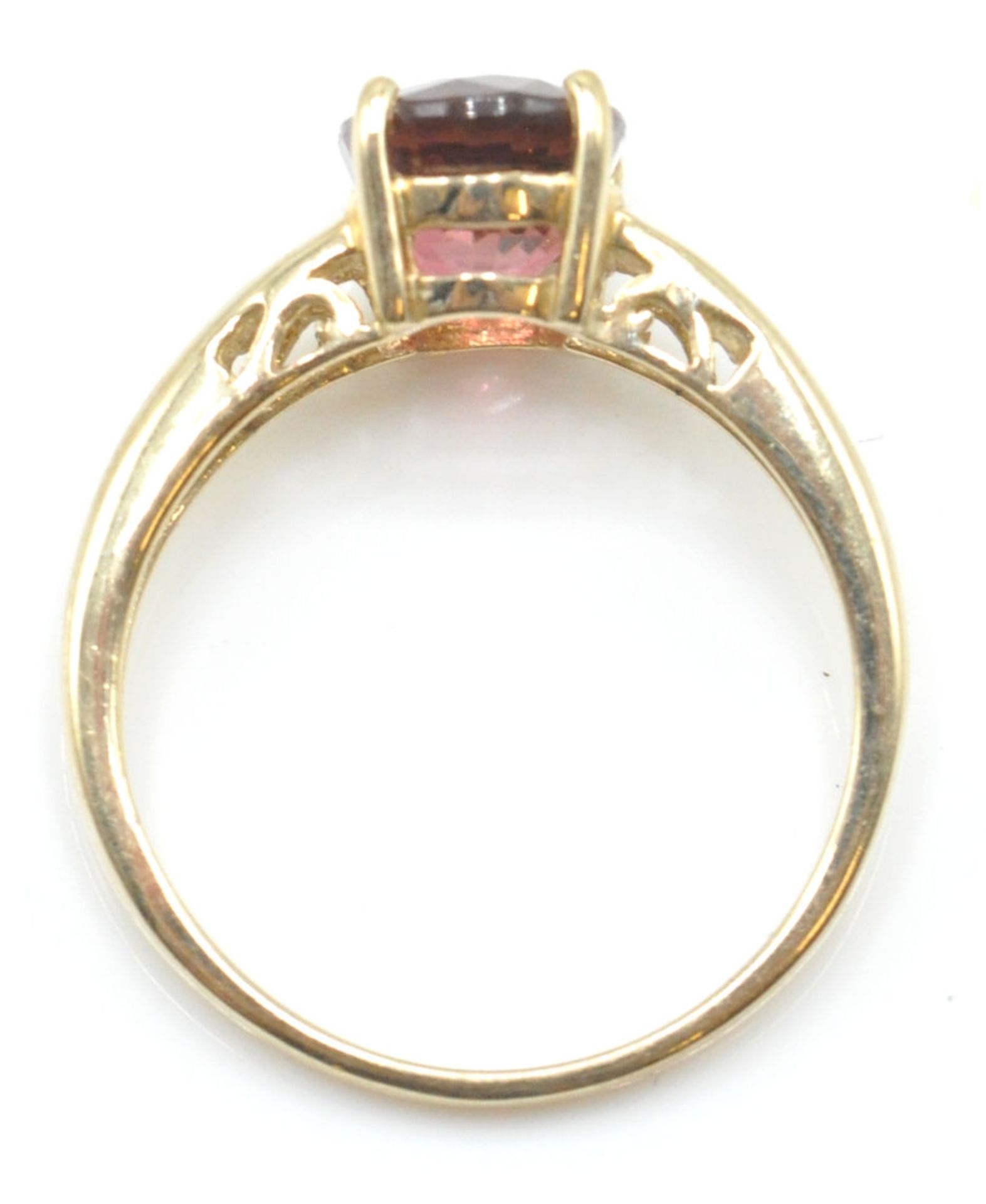 2 9ct gold hallmarked rings. To include a topaz and diamond ring in shaped prong setting - Bild 7 aus 16
