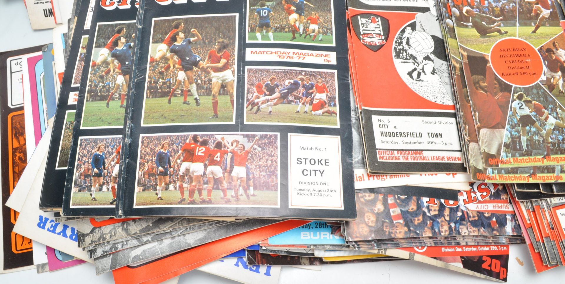 A large collection of vintage 1970's football programmes, mostly being Bristol related including - Bild 5 aus 7