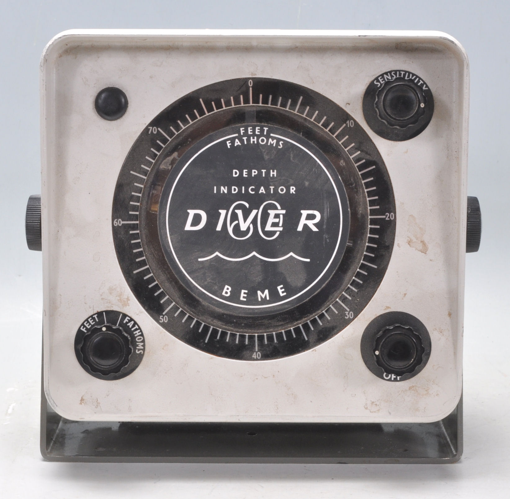 A vintage Divers Depth indicator machine by Beme being grey plastic cased with dials to the