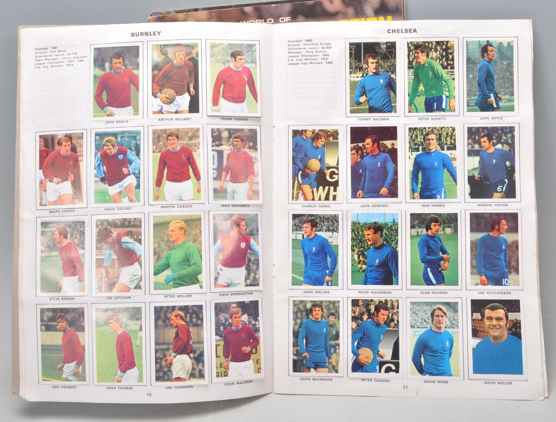 A group of three vintage football Soccer Stars sticker albums to include Gala Collection 1970/71, - Bild 35 aus 49