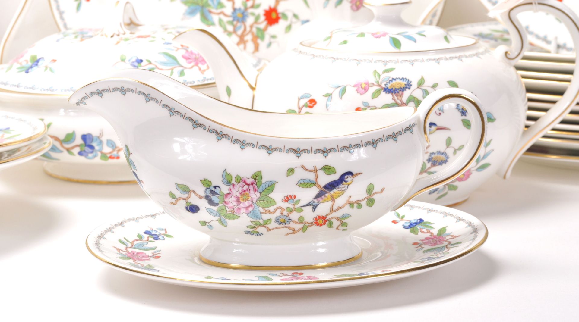 Aynsley Pembroke - A Bone China English part dinner / tea and coffee service by Aynsley hand painted - Bild 14 aus 29