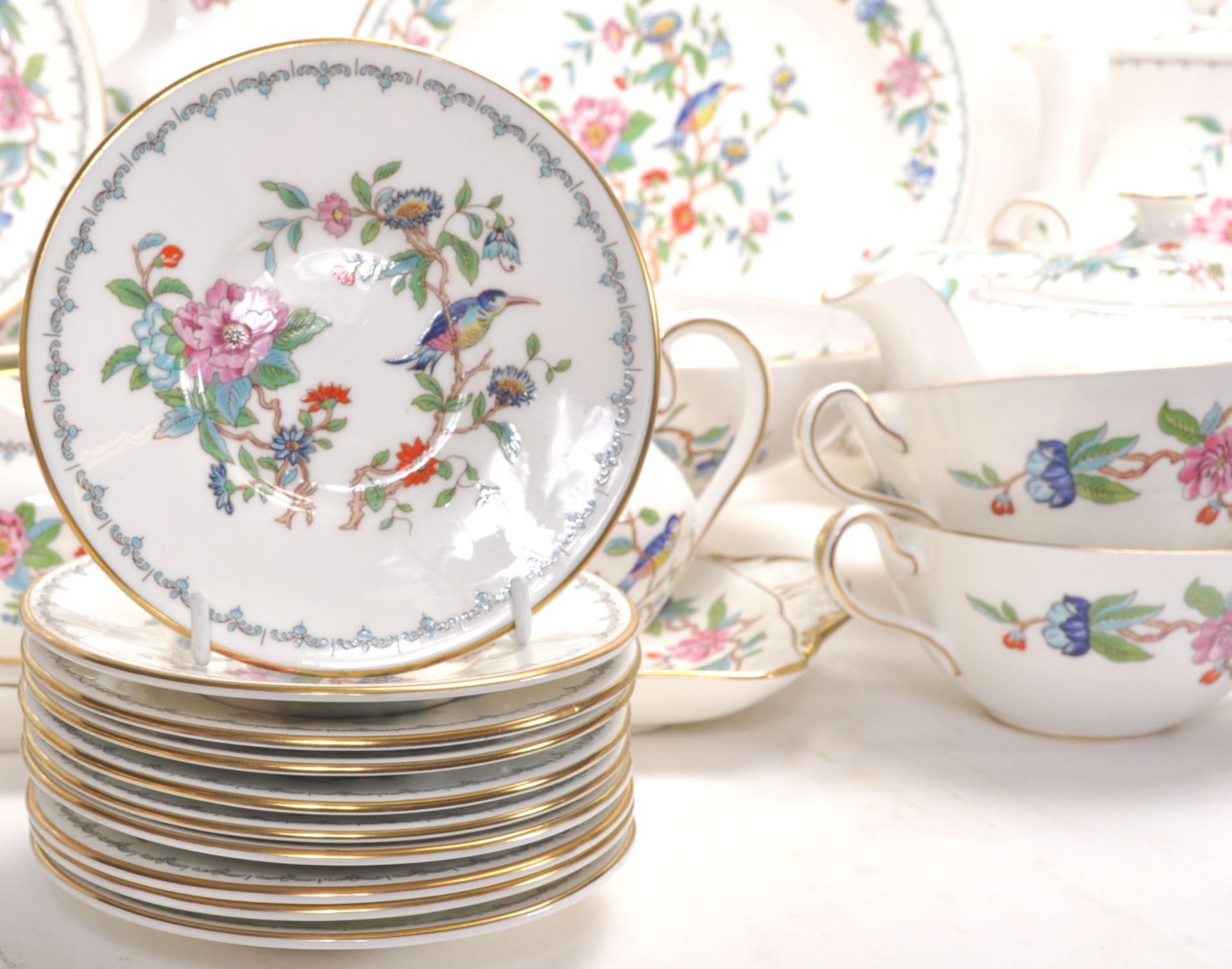 Aynsley Pembroke - A Bone China English part dinner / tea and coffee service by Aynsley hand painted - Bild 3 aus 29