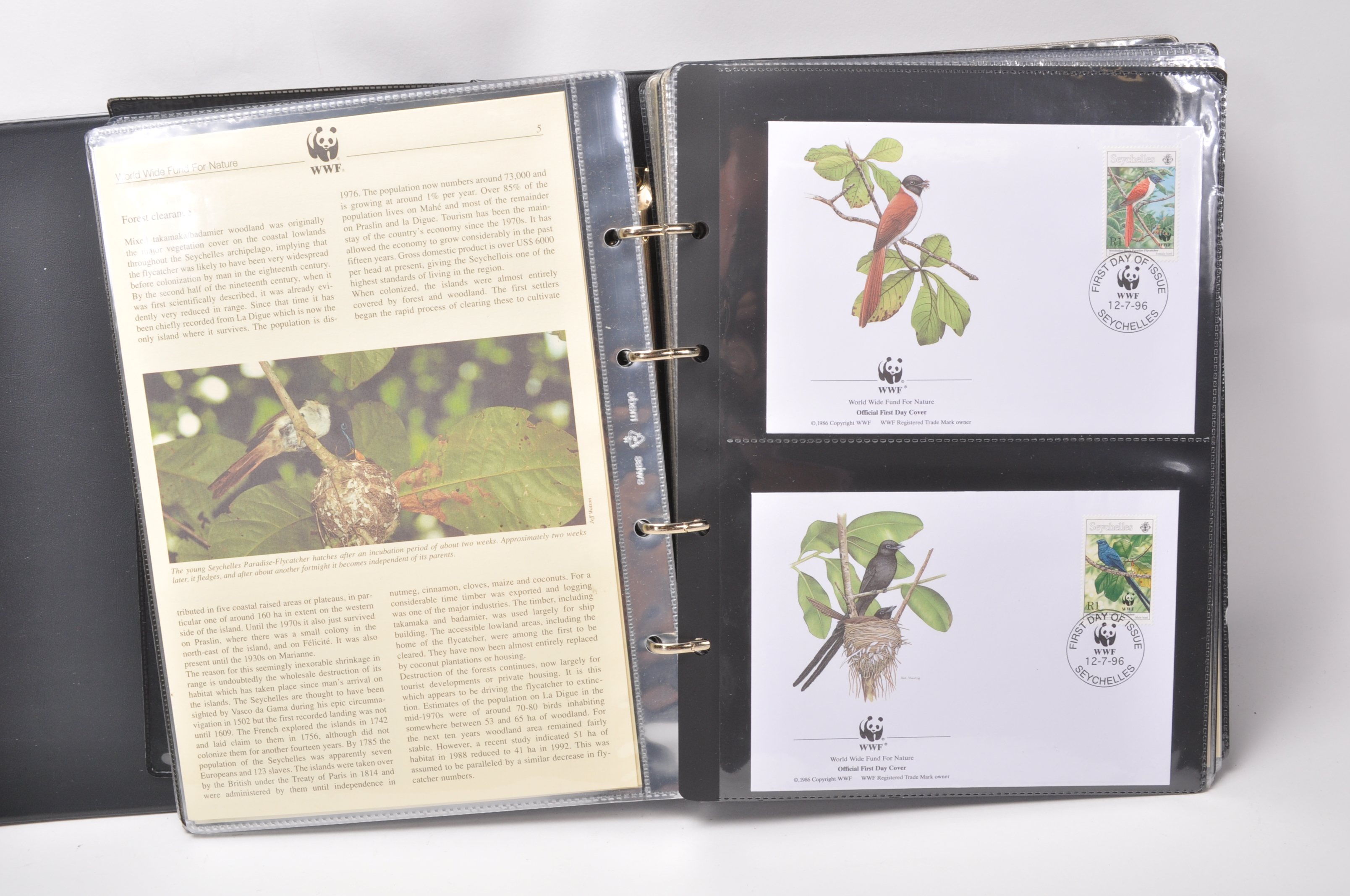 A group of five WWF stamp collectors albums filled with WWF special issue animals stamps, albums - Image 17 of 23