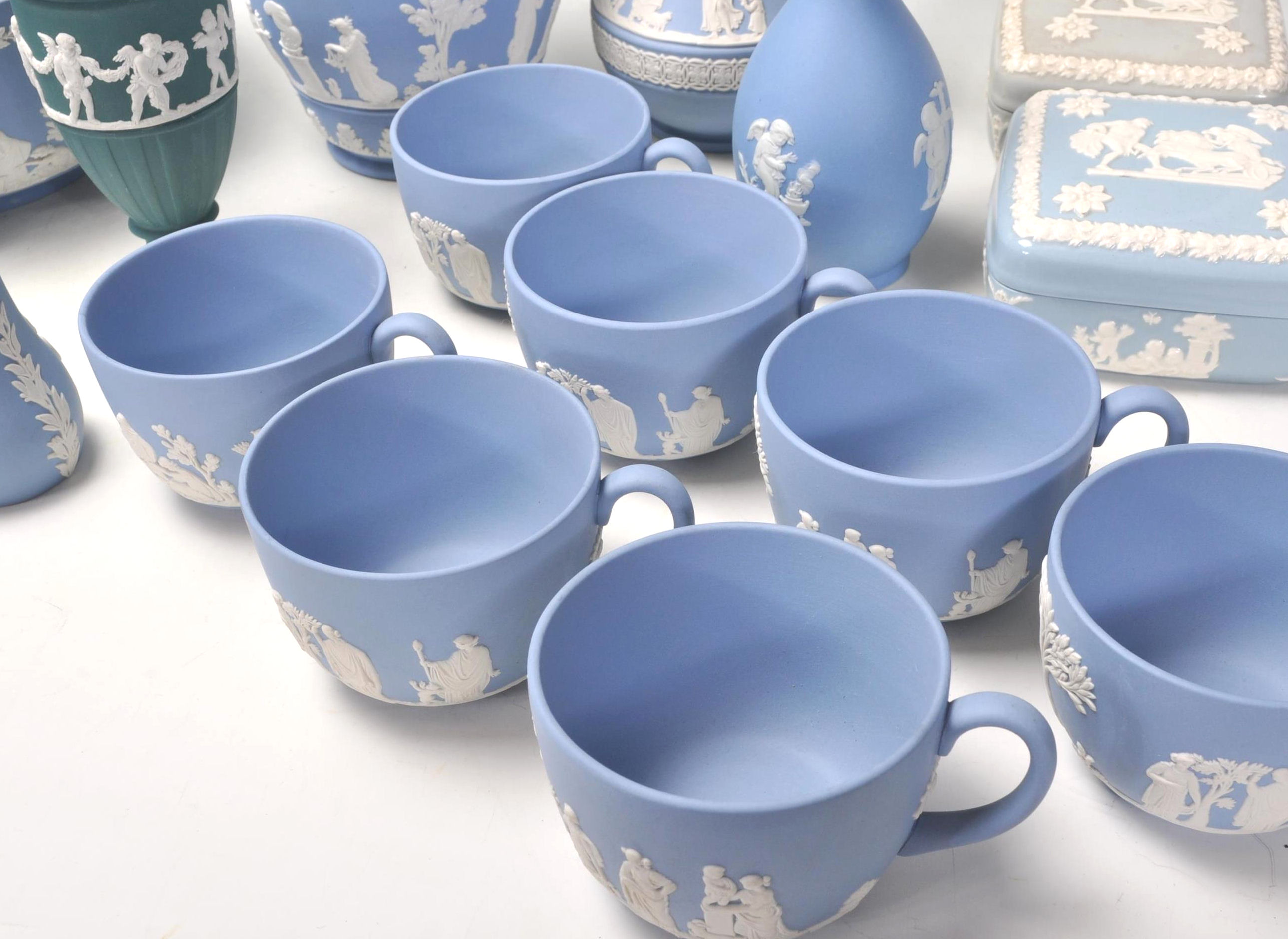 A big group of mostly Wedgwood Jasperware ceramics - Image 9 of 12