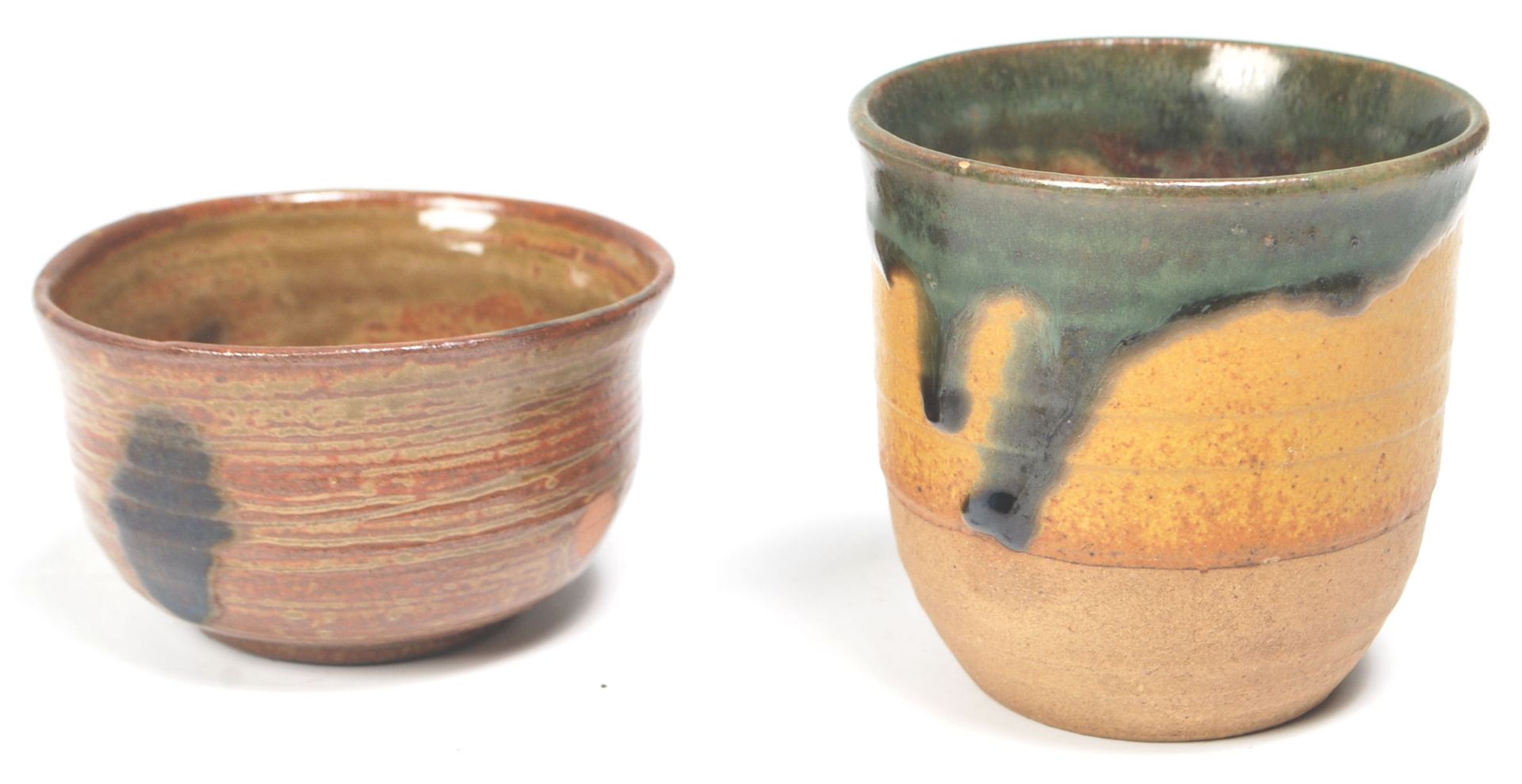 A collection of Chinese cream and green glaze finger bowls, rice bowls and saki cups. To include - Bild 19 aus 20