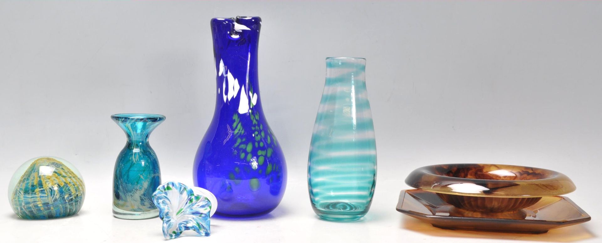 A Collection of retro vintage 20th Century studio art glass to include a Mdina blue swirl glass vase