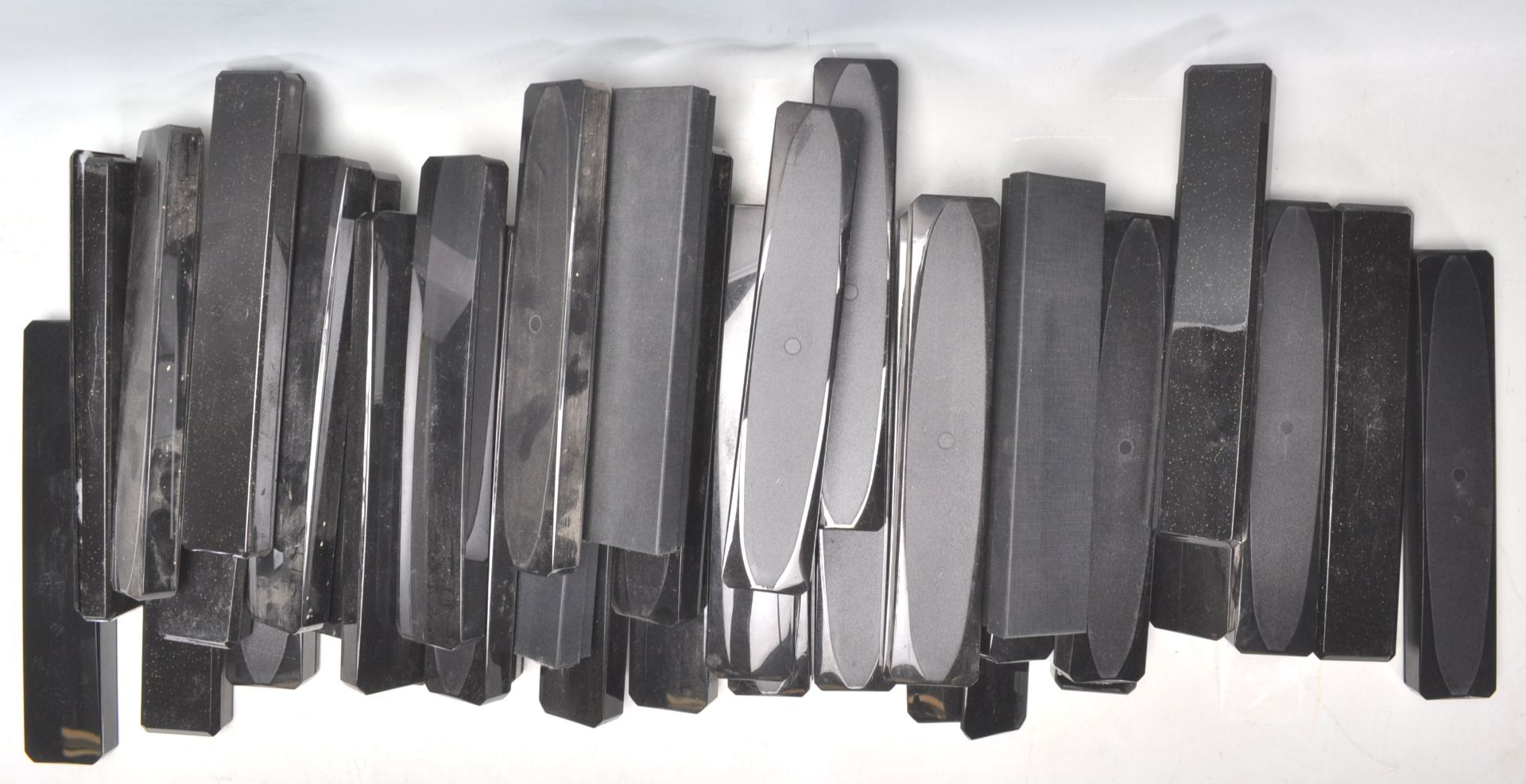 A collection of 35 black plastic necklace cases of rectangular form all containing cushioning - Bild 2 aus 7