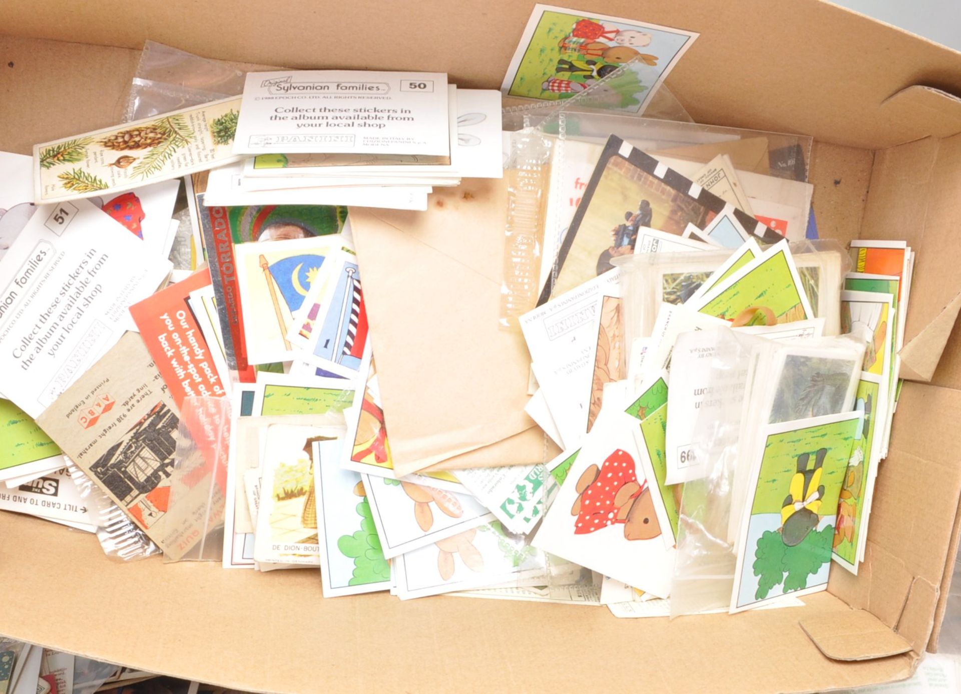 CIGARETTE CARDS, Trade cards etc. Massive accumulation in eleven shoeboxes, quantity of albums (both - Bild 7 aus 7