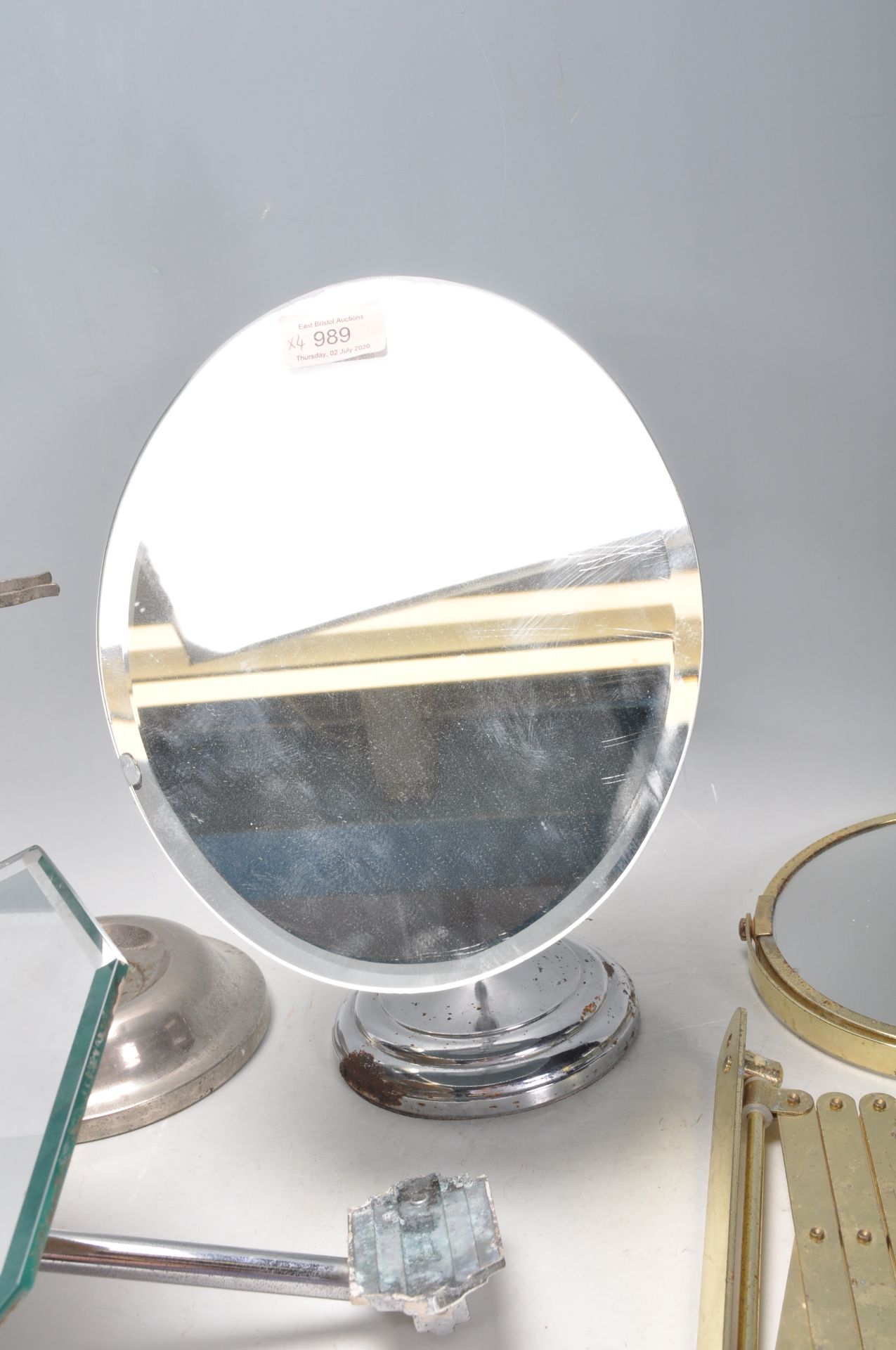 A group of four vintage mirrors dating from the early 20th Century to include two Art Deco mirrors - Bild 8 aus 12