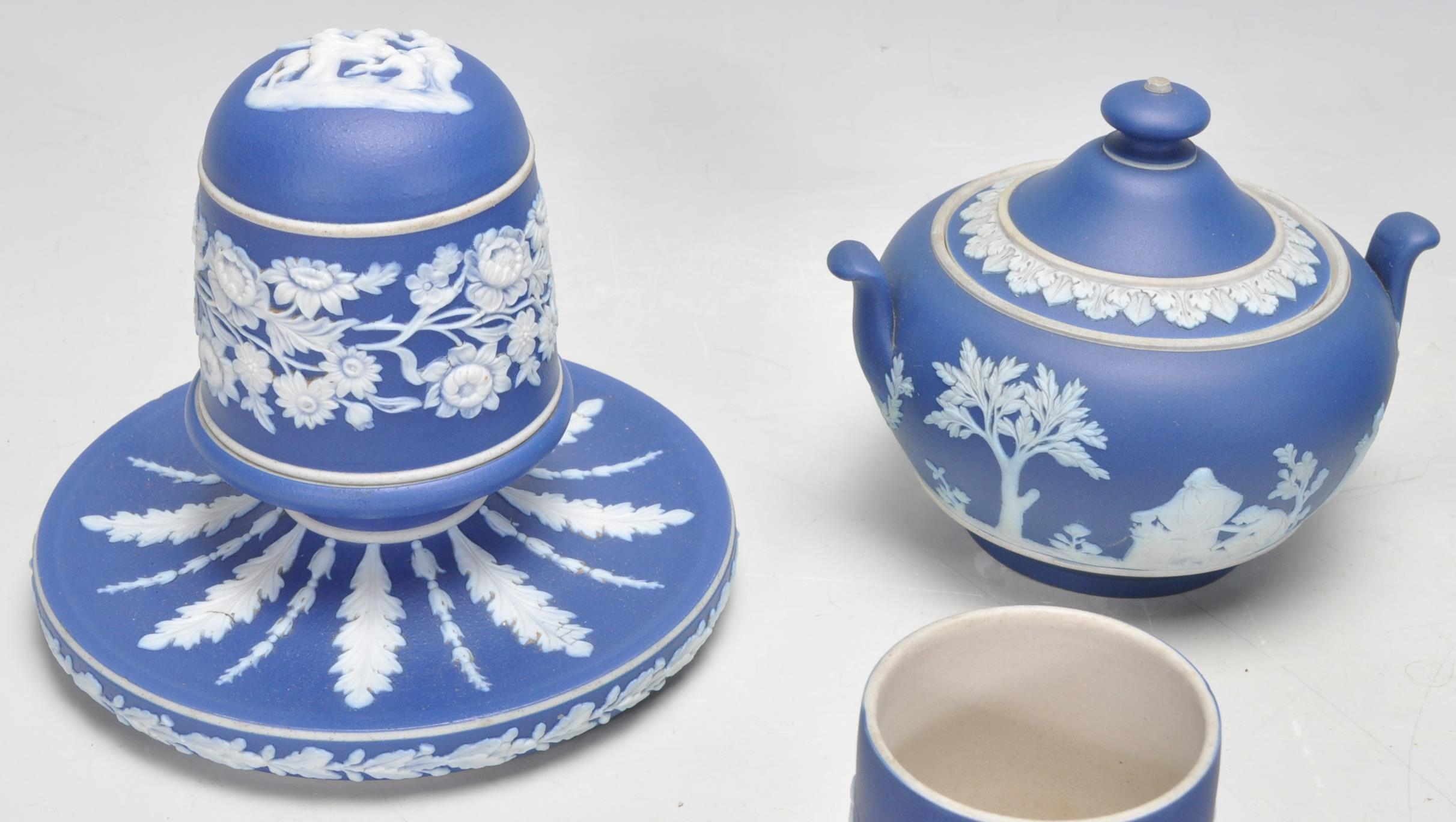 Wedgwood Jasperware - A good mixed group of Wedgew - Image 3 of 11