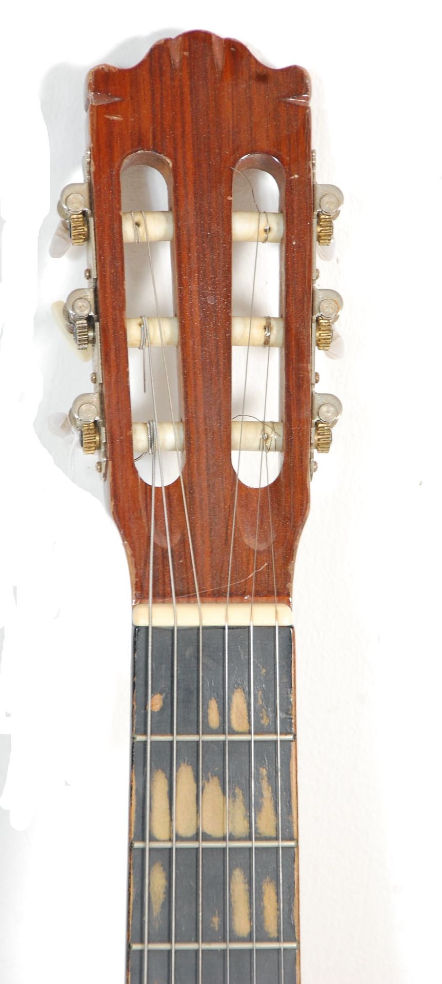 A vintage Audition made acoustic six string guitar - Bild 5 aus 7