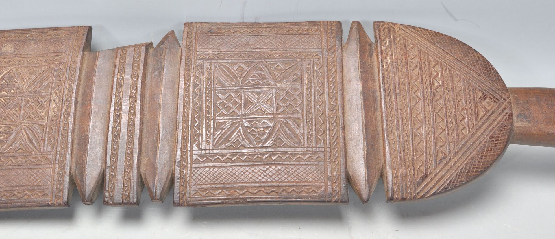 Two North African Tuareg tent posts having intricately carved flat panels to the front with - Image 4 of 20