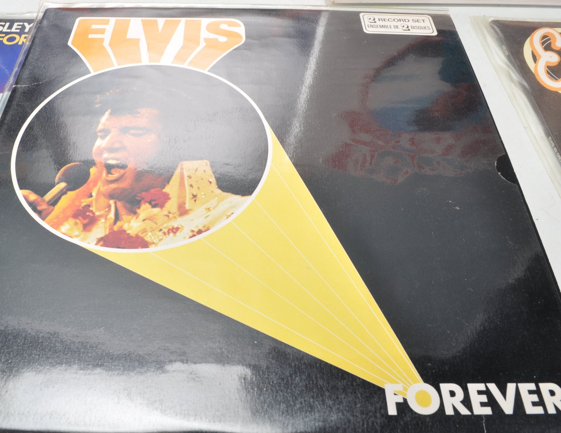 A group of vinyl long play LP record albums by Elvis Presley to include Separate Ways, The - Bild 6 aus 8