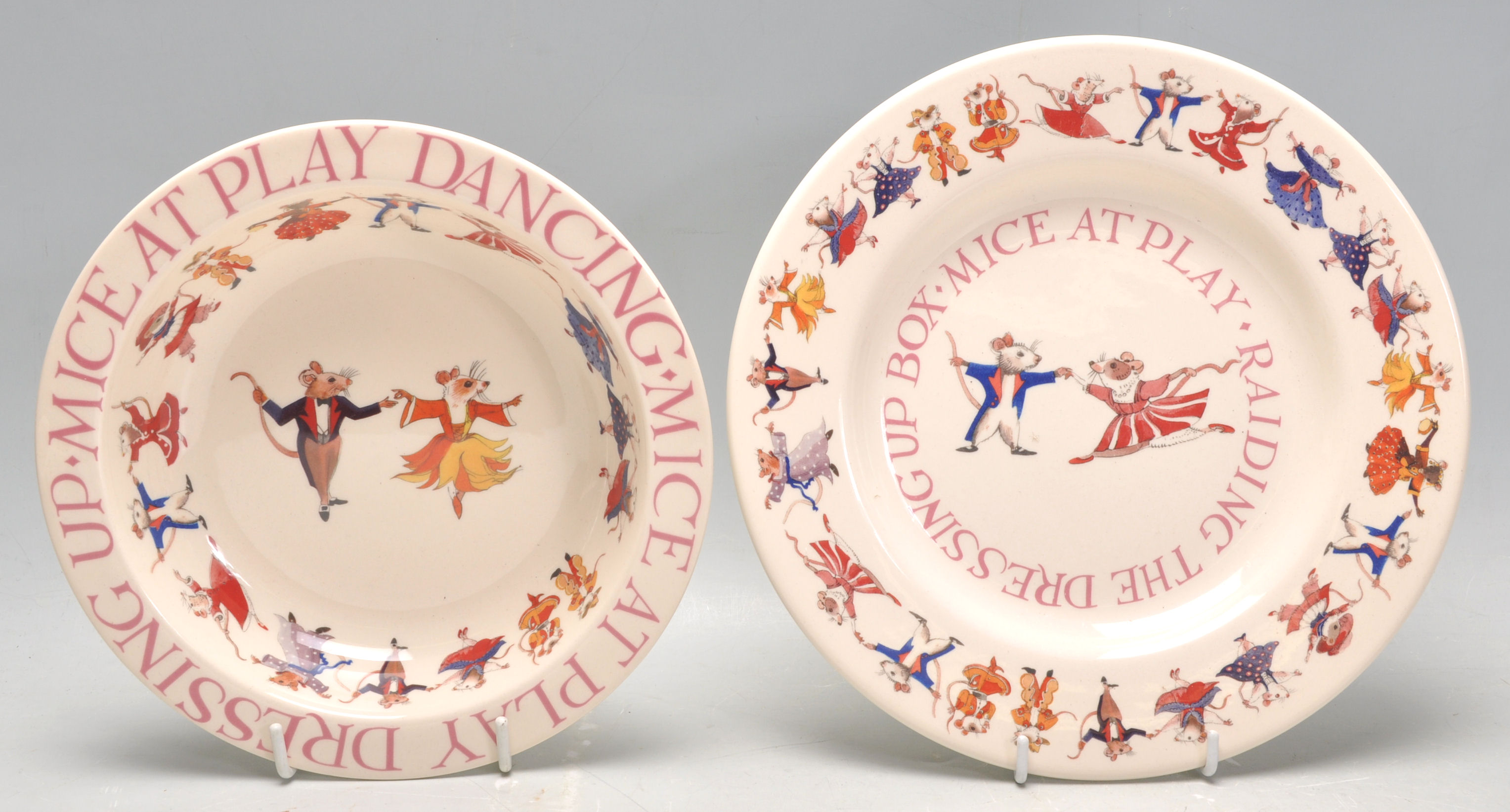 Three Emma Bridgewater table wares in the Dancing Mice to include a small plate, bowl and mug. - Image 5 of 9