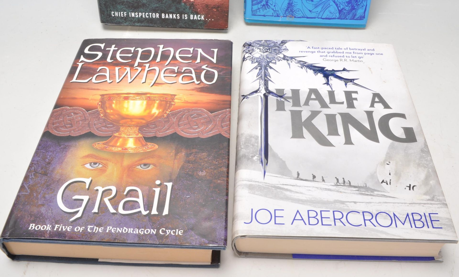 A mixed group of signed books with some being 1st editions to include Joe Abercrombie 'Half A - Bild 3 aus 7