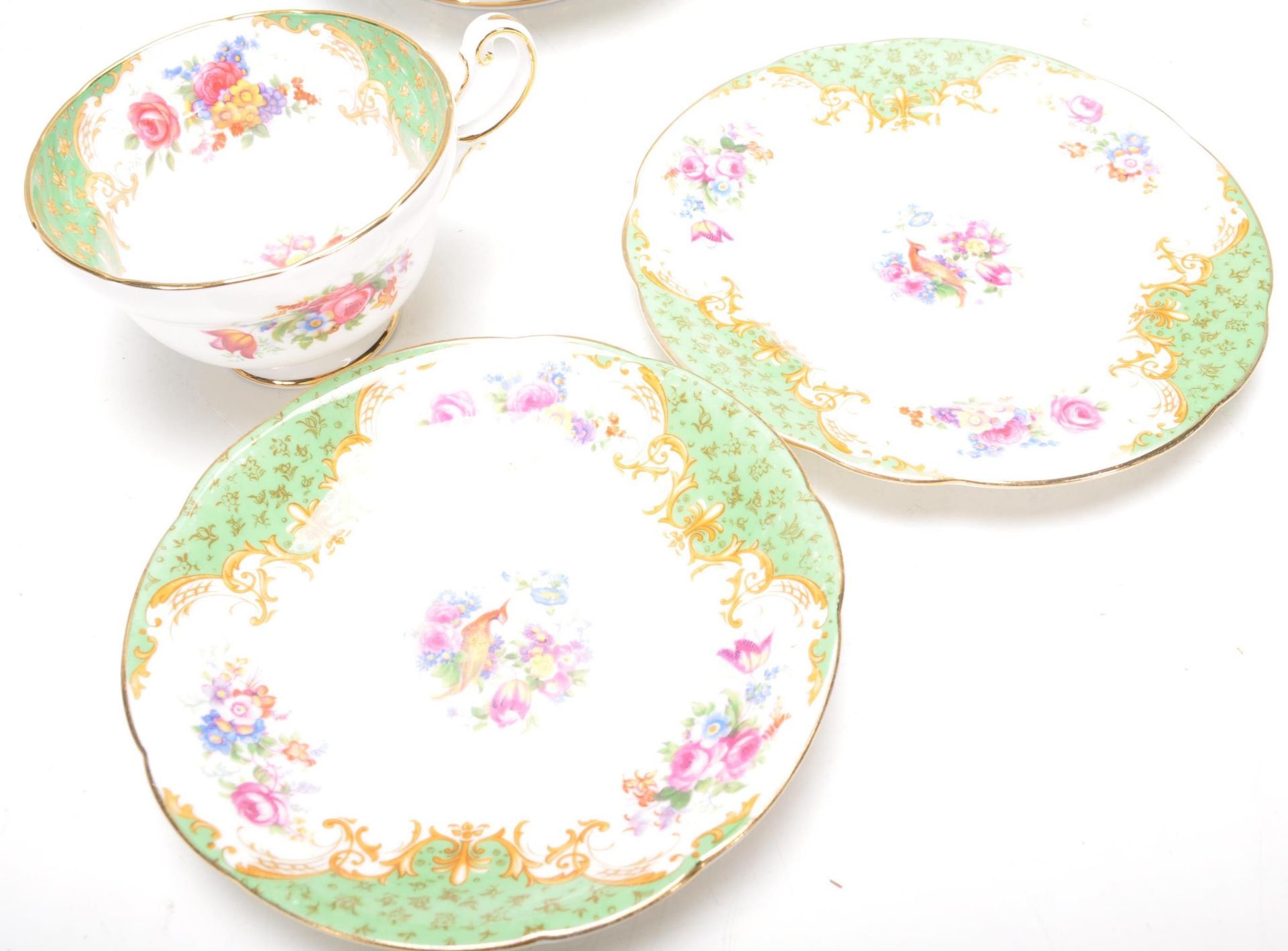A collection of vintage English bone china items to include a Royal Albert Serena pattern coffee - Bild 6 aus 14