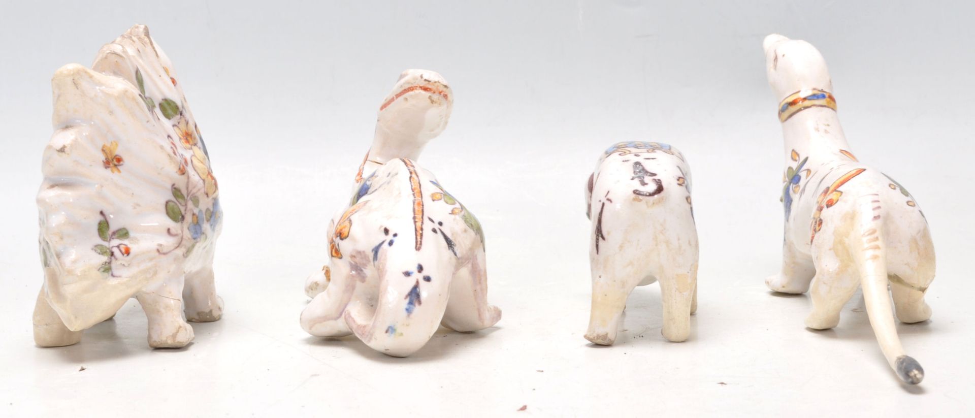 A group of four antique French quimper faience pottery animal figurines, each being hand painted - Bild 4 aus 14