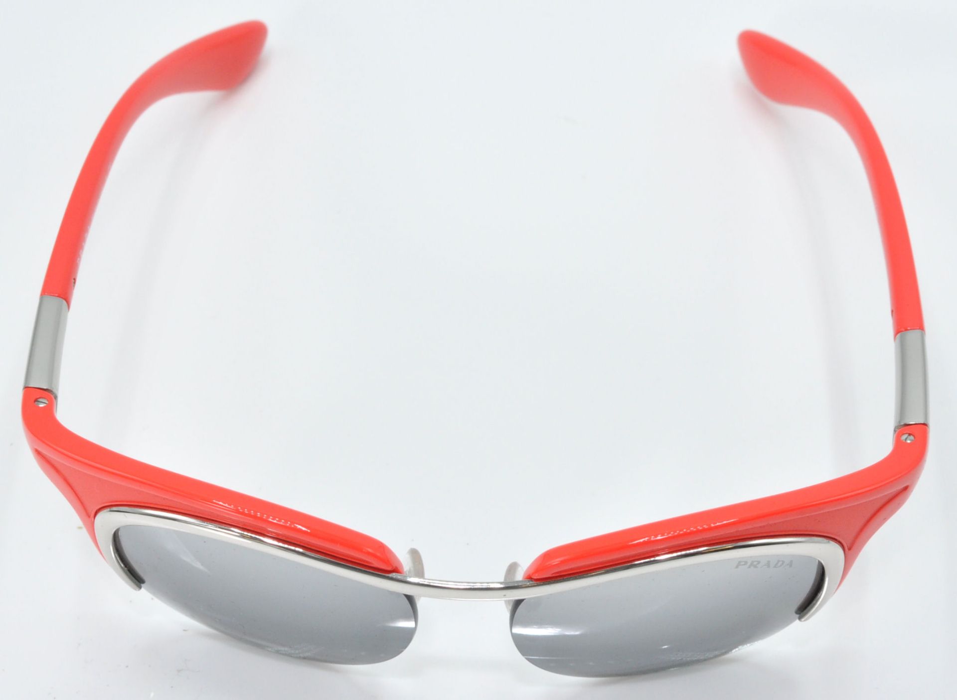 A pair of Prada ladies' fashion sunglasses having bright orange stems with reflective lenses, - Bild 6 aus 9