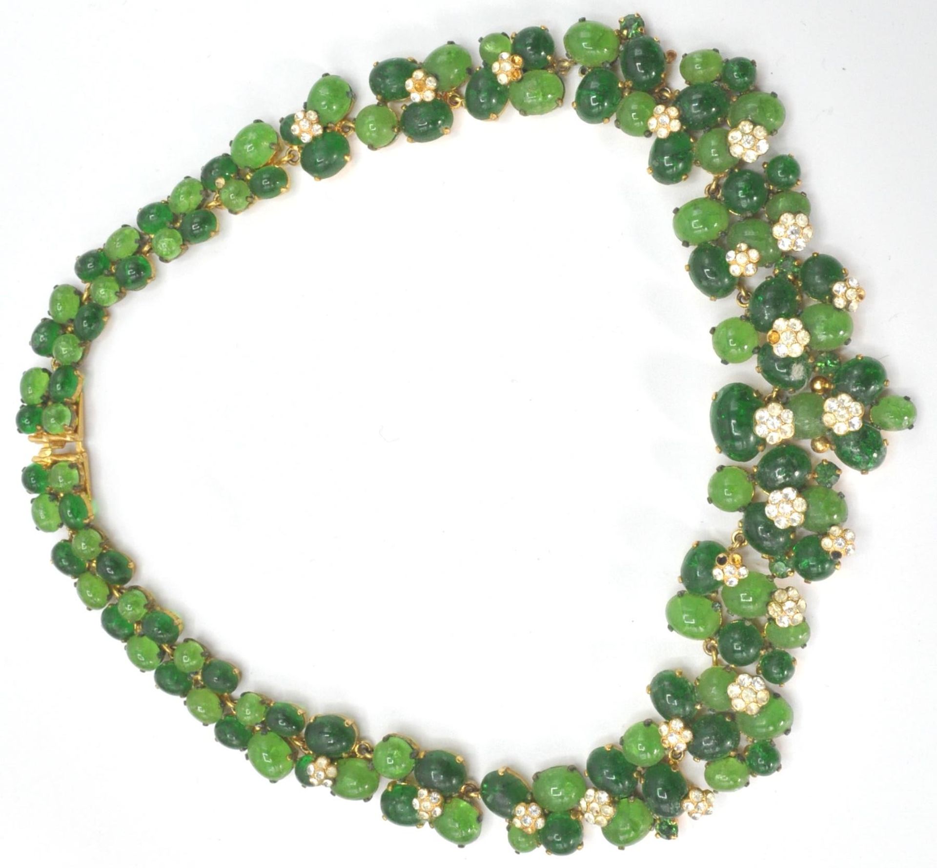 A signed mid century Christian Dior Bijoux Costume jewellery gilt metal and emerald cabochon glass - Bild 7 aus 12