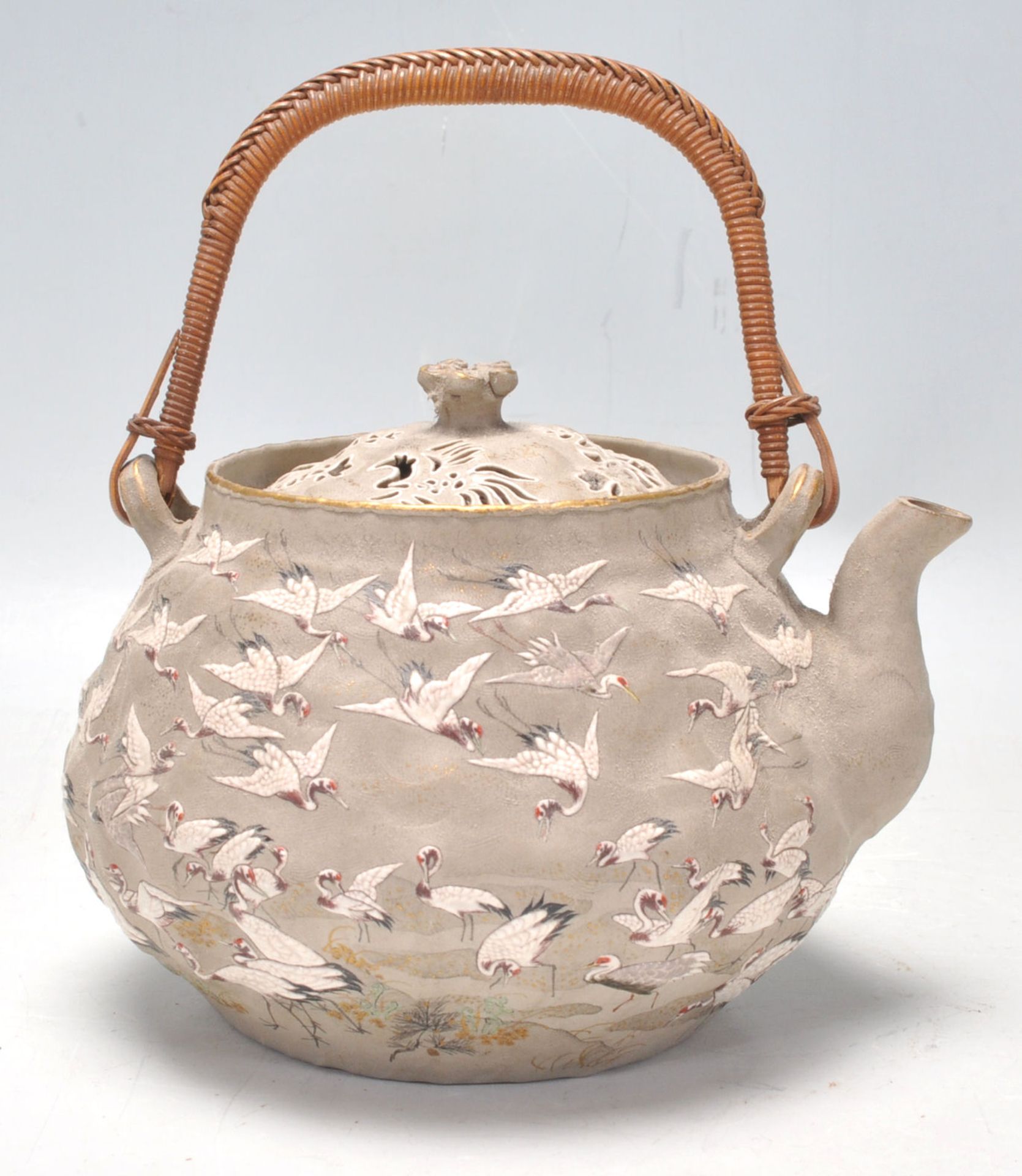 An unusual Chinese hand painted terracotta teapot being decorated with a grey ground highly detailed - Bild 3 aus 7