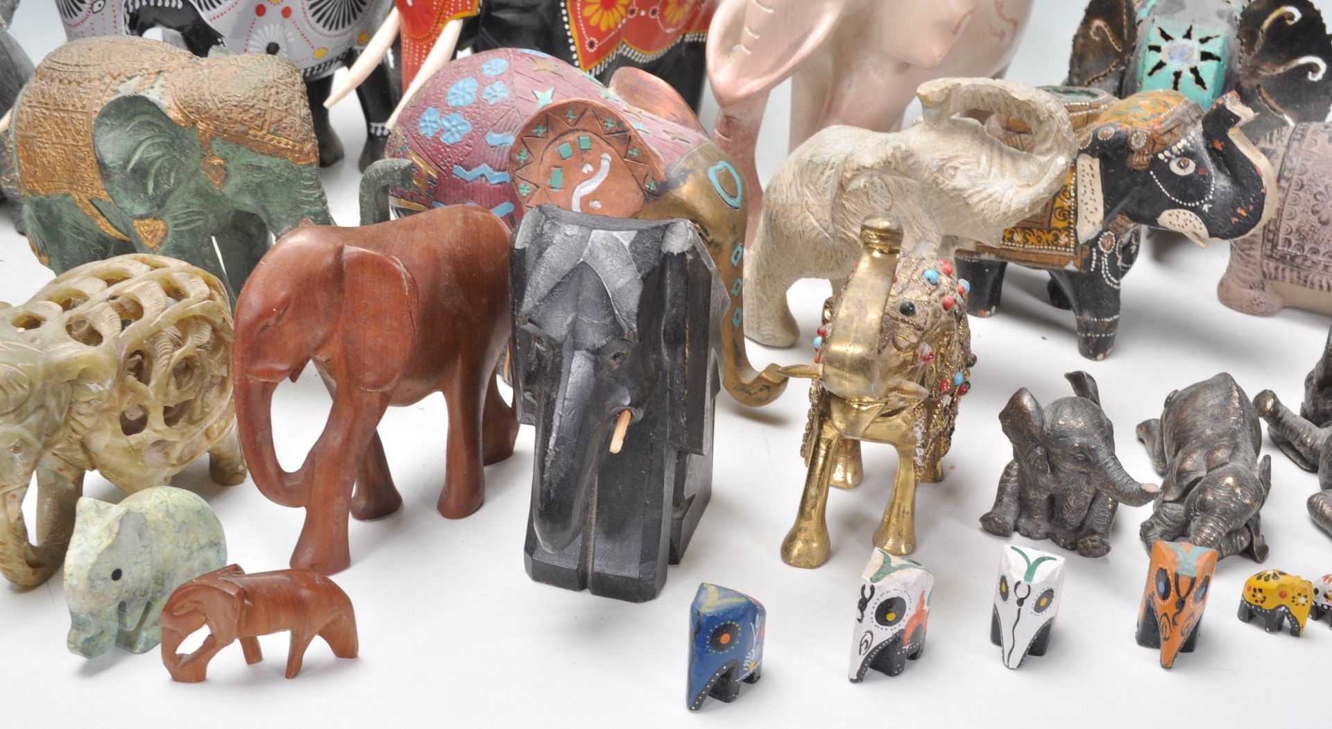 A large collection of vintage / retro 20th century elephant figurines to include largely wooden - Image 4 of 9