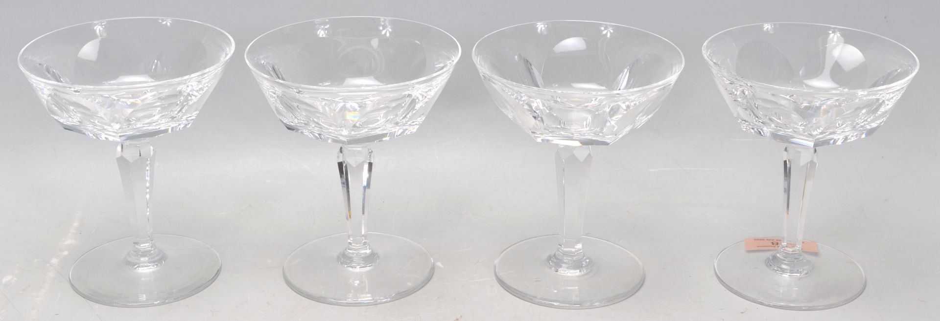 A set of four vintage Waterford crystal cut glass champagne / cocktail glasses having wide faceted - Bild 2 aus 5