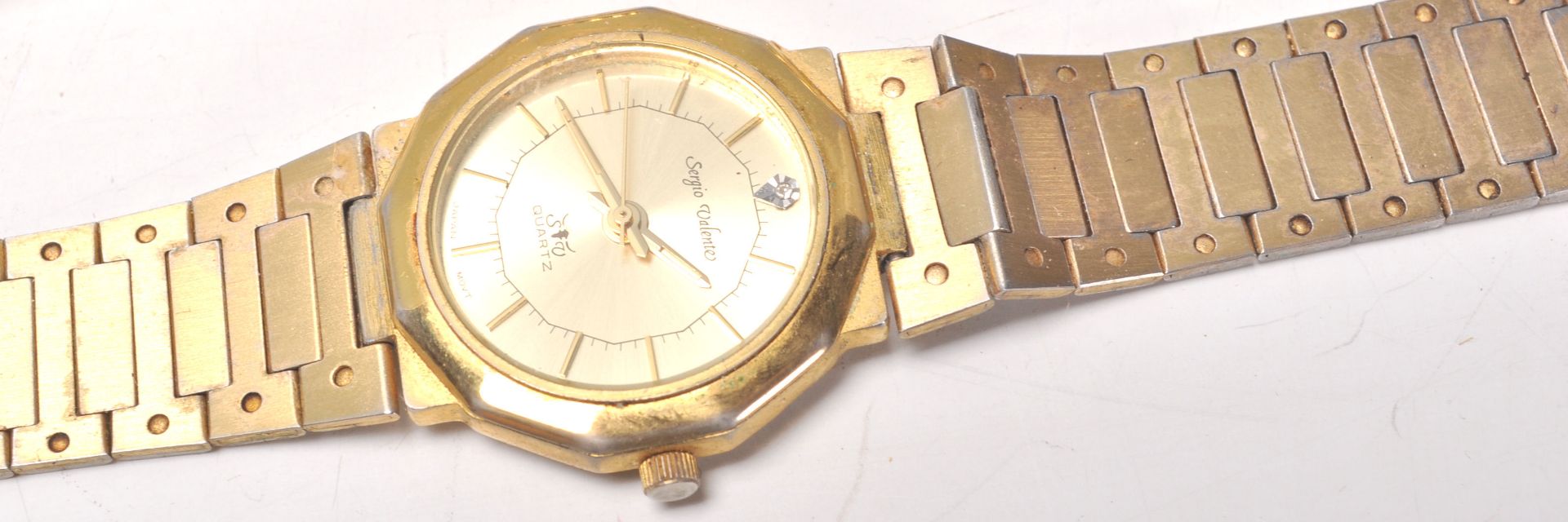 A collection of vintage ladies and gentleman's wrist watches of various different styles to - Bild 3 aus 15