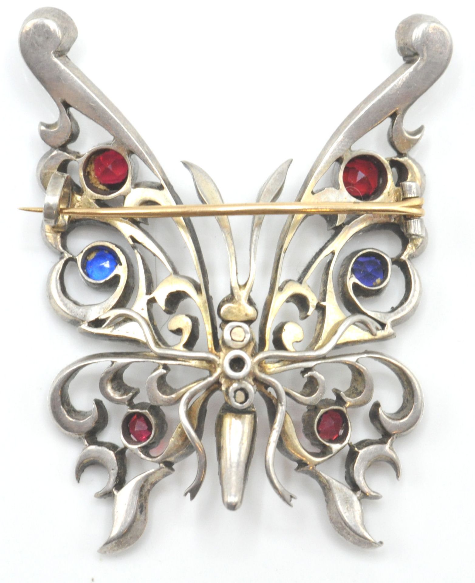 A believed 19th century silver, half pearl and paste set butterfly brooch. The butterfly set with - Bild 8 aus 8