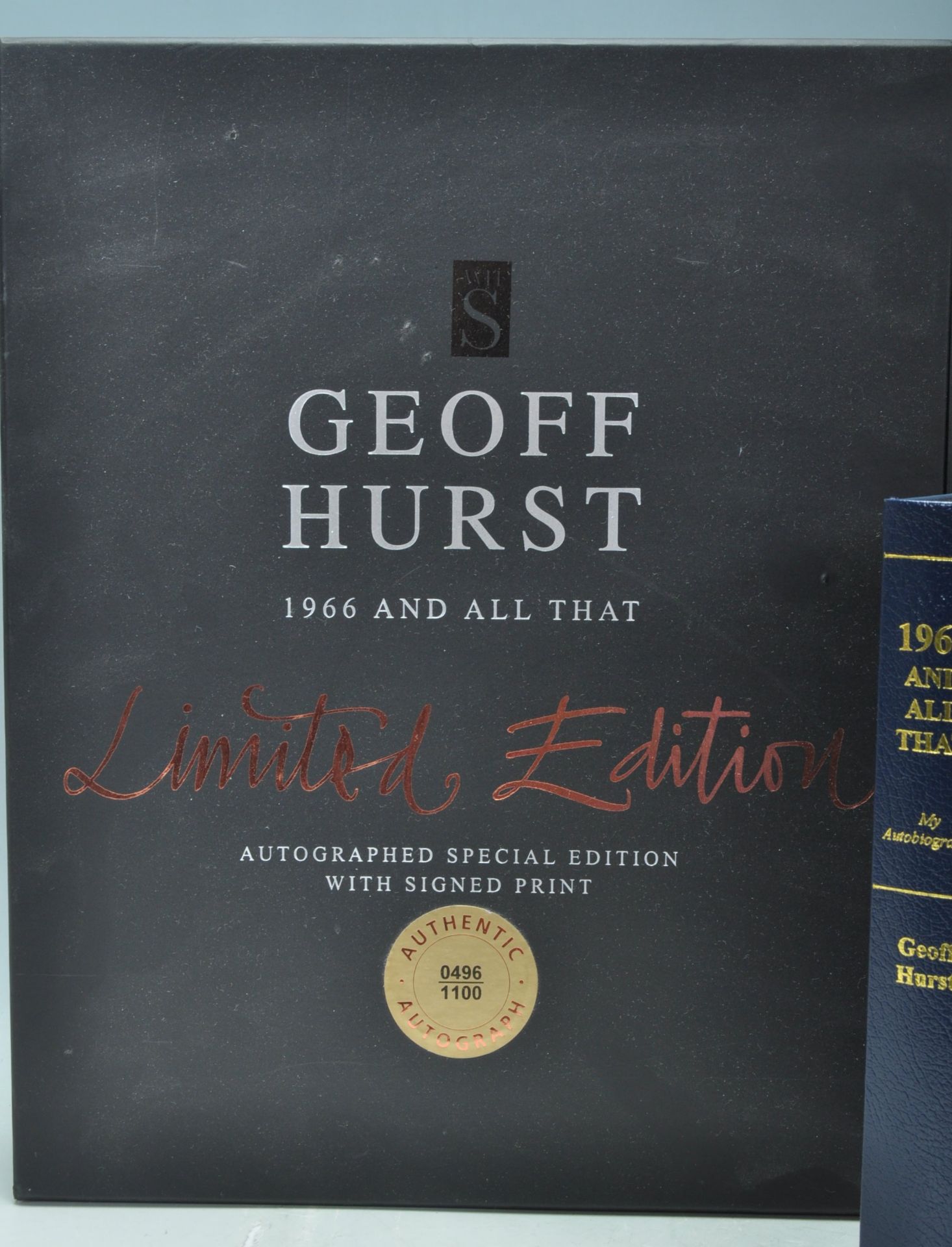 Geoff Hurst Autobiography- 1966 And All That Limited Edition signed book within original outer - Bild 2 aus 5