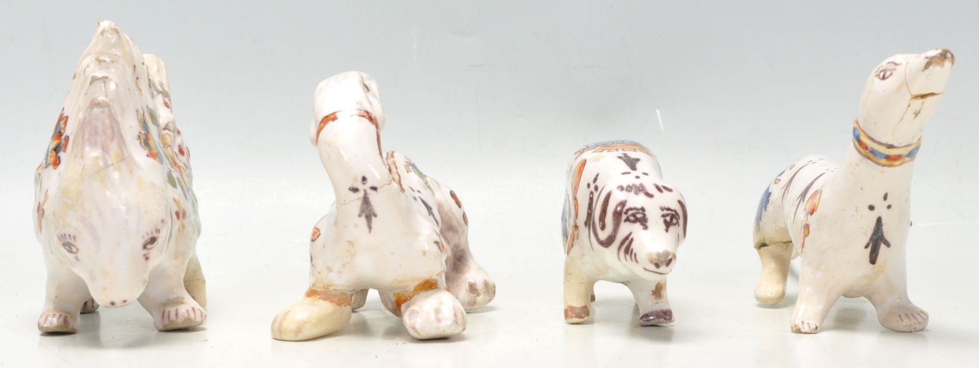A group of four antique French quimper faience pottery animal figurines, each being hand painted - Bild 2 aus 14