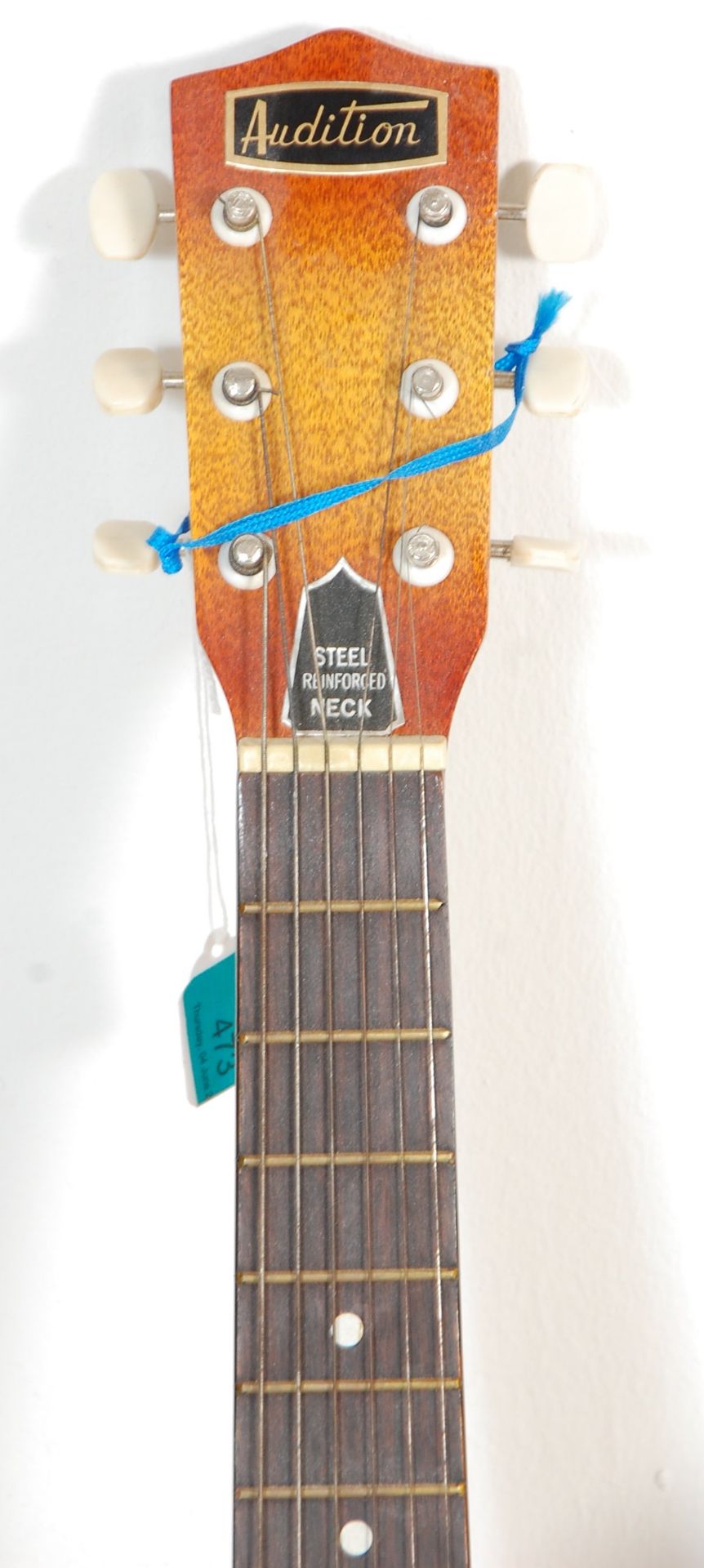 A vintage Audition made acoustic six string guitar - Bild 4 aus 7